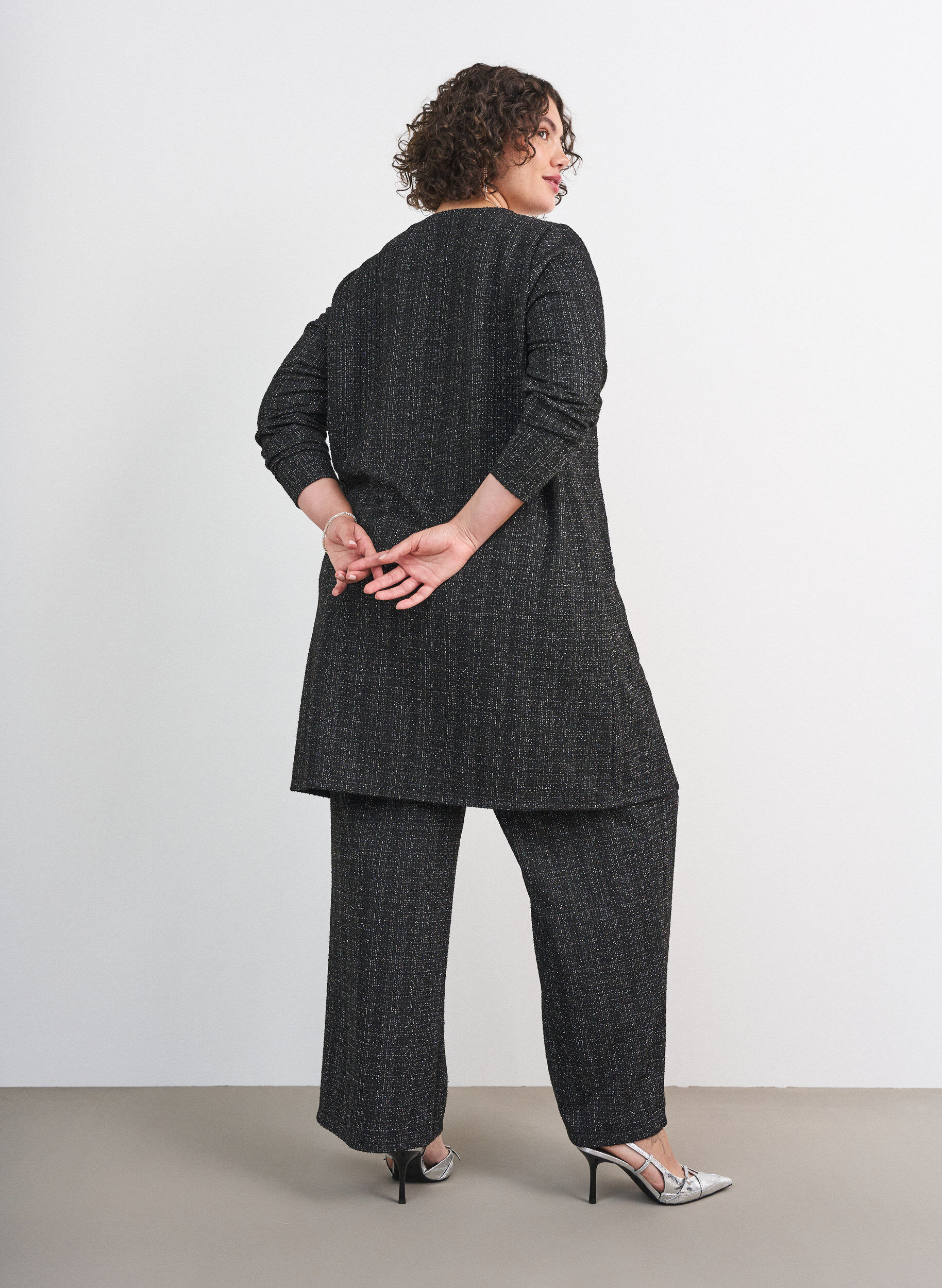 ZizziSuorat boucl&eacute;-housut, Musta, Model image number 1