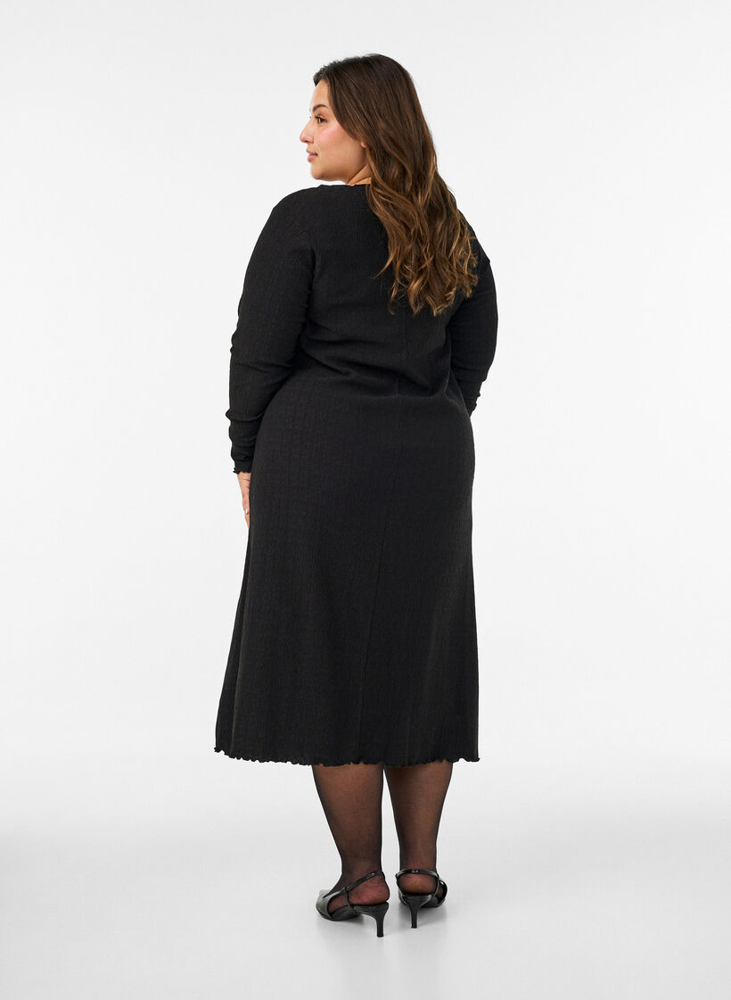 Midi-mekko aaltoilevalla tekstuurilla ja pitkill&auml; hihoilla, Musta, Model image number 2