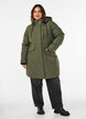 Vett&auml;hylkiv&auml; parka hupulla ja toiminnallisilla yksityiskohdilla, Vihre&auml;, Model image number 1