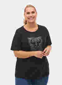 Ekologisesta puuvillasta valmistettu t-paita niiteillä, Black Owl, Model