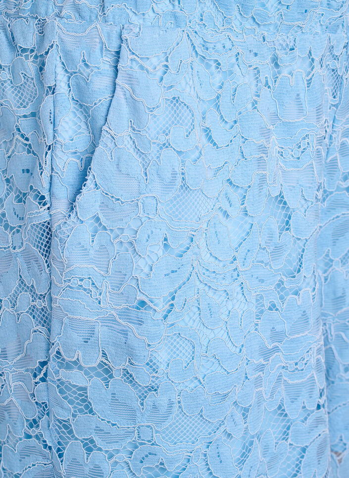 Pitsishortsit korkealla vy&ouml;t&auml;r&ouml;ll&auml; ja taskuilla, Sininen, Packshot image number 2