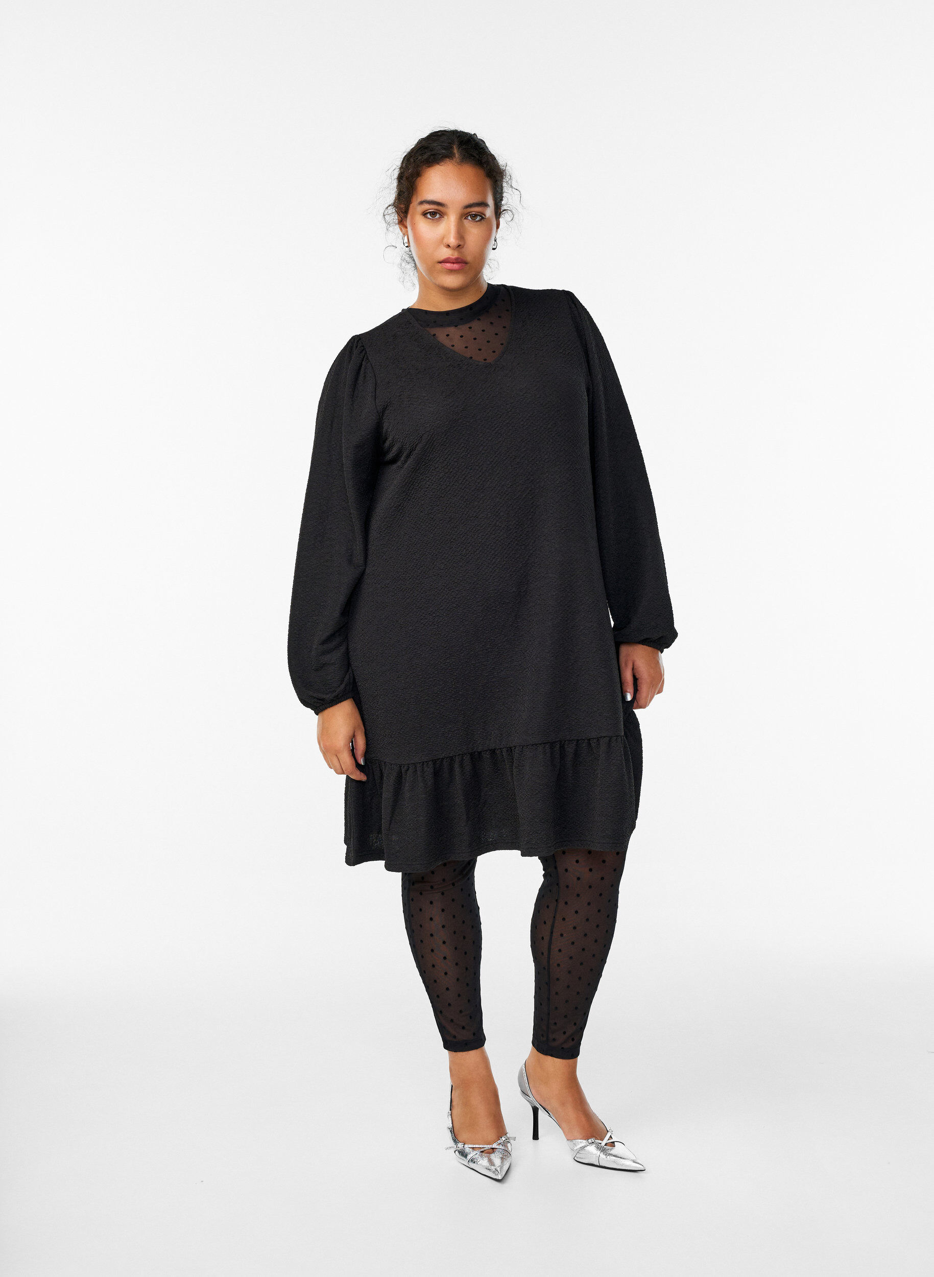 Mesh-legginssit, joissa on samettit&auml;pli&auml;, Musta, Model