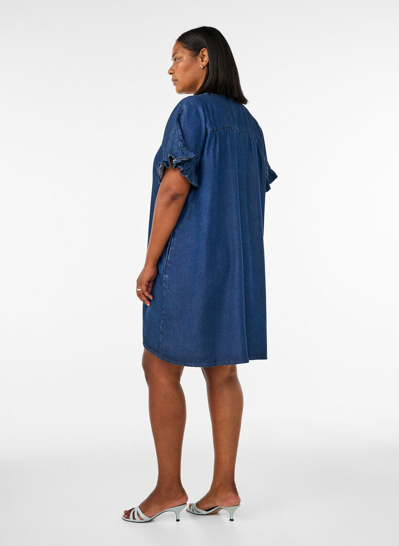 Denim -lookinen mekko nappikiinnityksell&auml; ja r&ouml;yhel&ouml;hihoilla, Sininen, Model image number 2