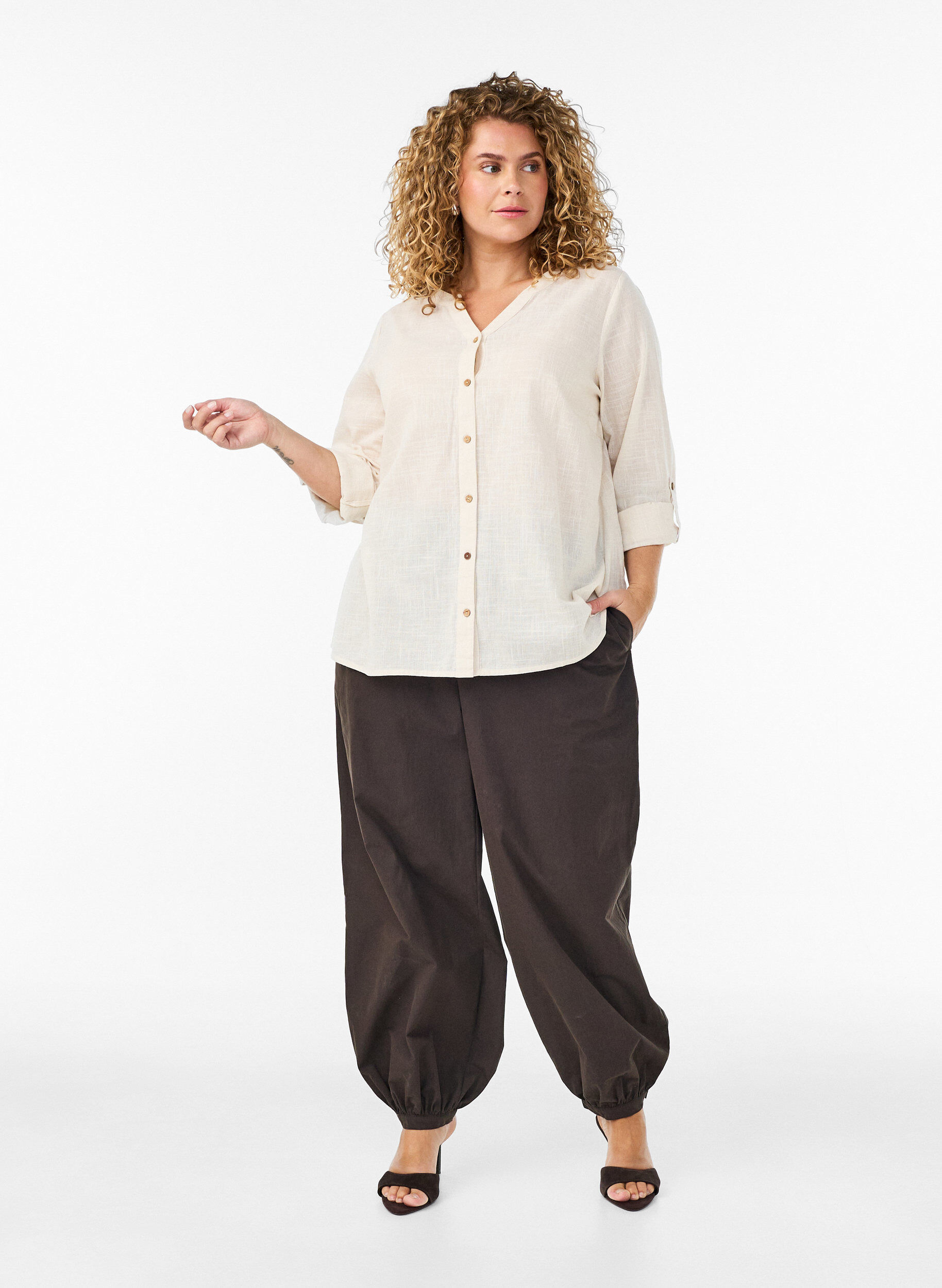 ZizziPuuvillainen puseropaita v-kaula-aukolla, Vanilja, Model image number 1