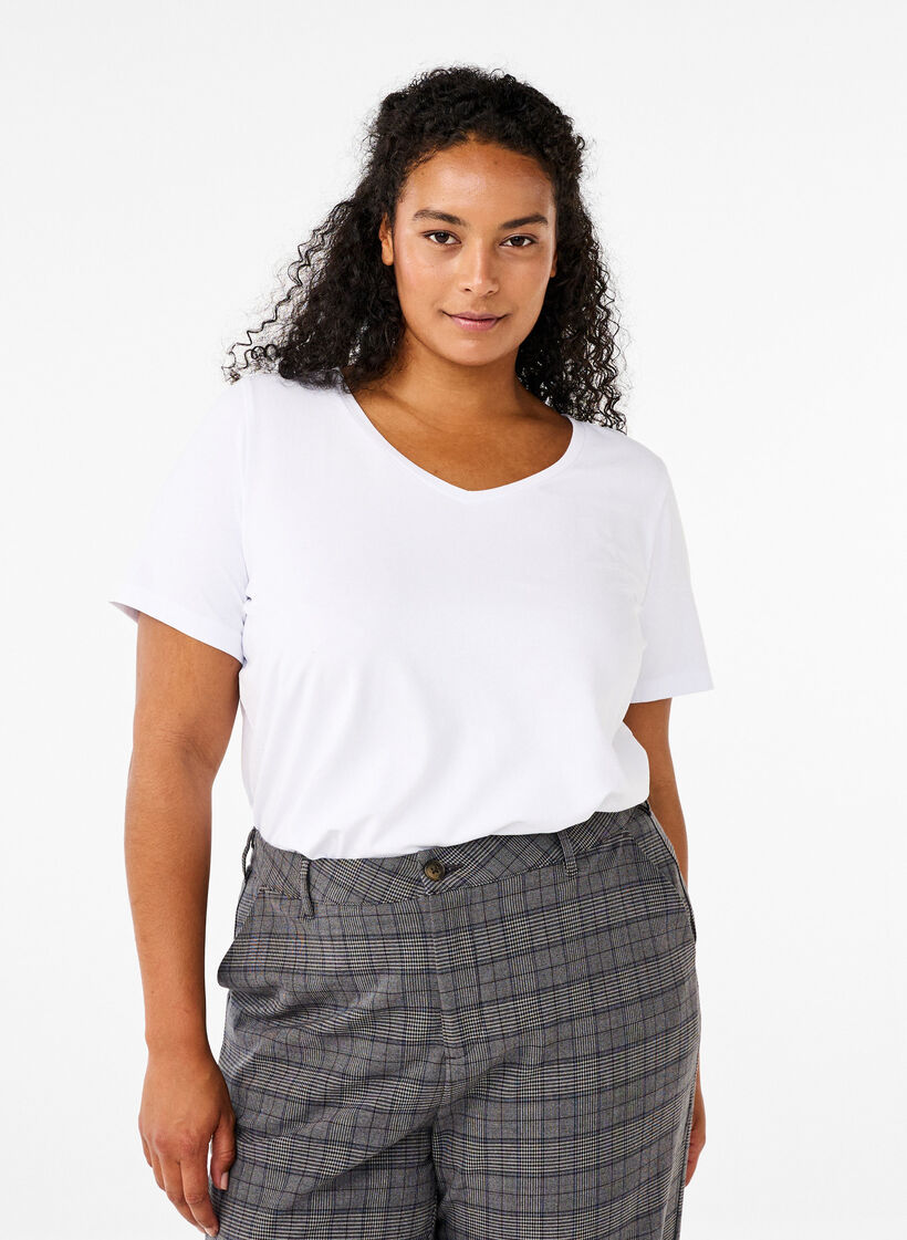 Yksiv&auml;rinen perus t-paita puuvillasta, Valkoinen, Model image number 0