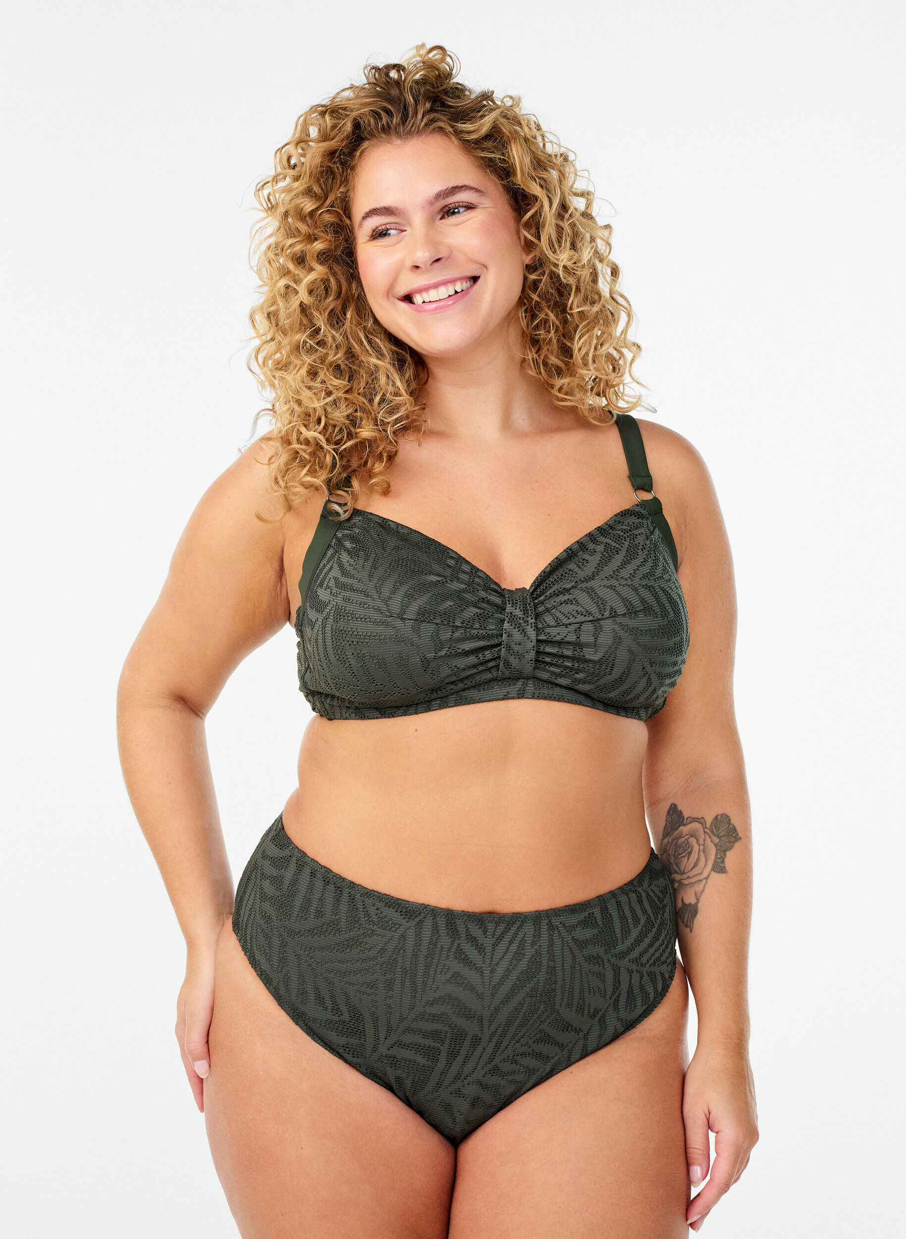 Zizzi Brasilialaiset bikinialaosat strukturoidusta verkkokankaasta, Vihre&auml;, Model image number 0