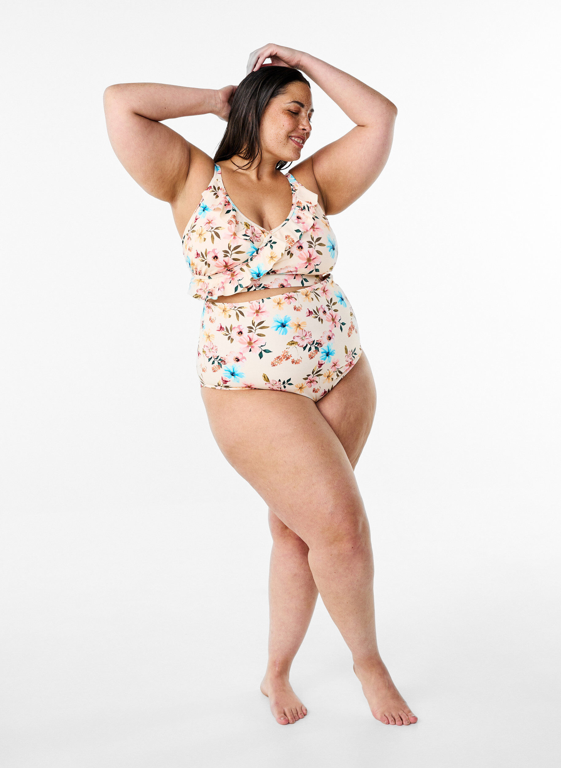 Zizzi Kukallinen bikinien yl&auml;osa r&ouml;yhel&ouml;yksityiskohdilla, Beige, Model image number 1
