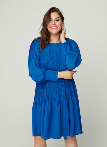 Pitkähihainen pliseerattu mekko nauhalla, Classic Blue , Model image number 0