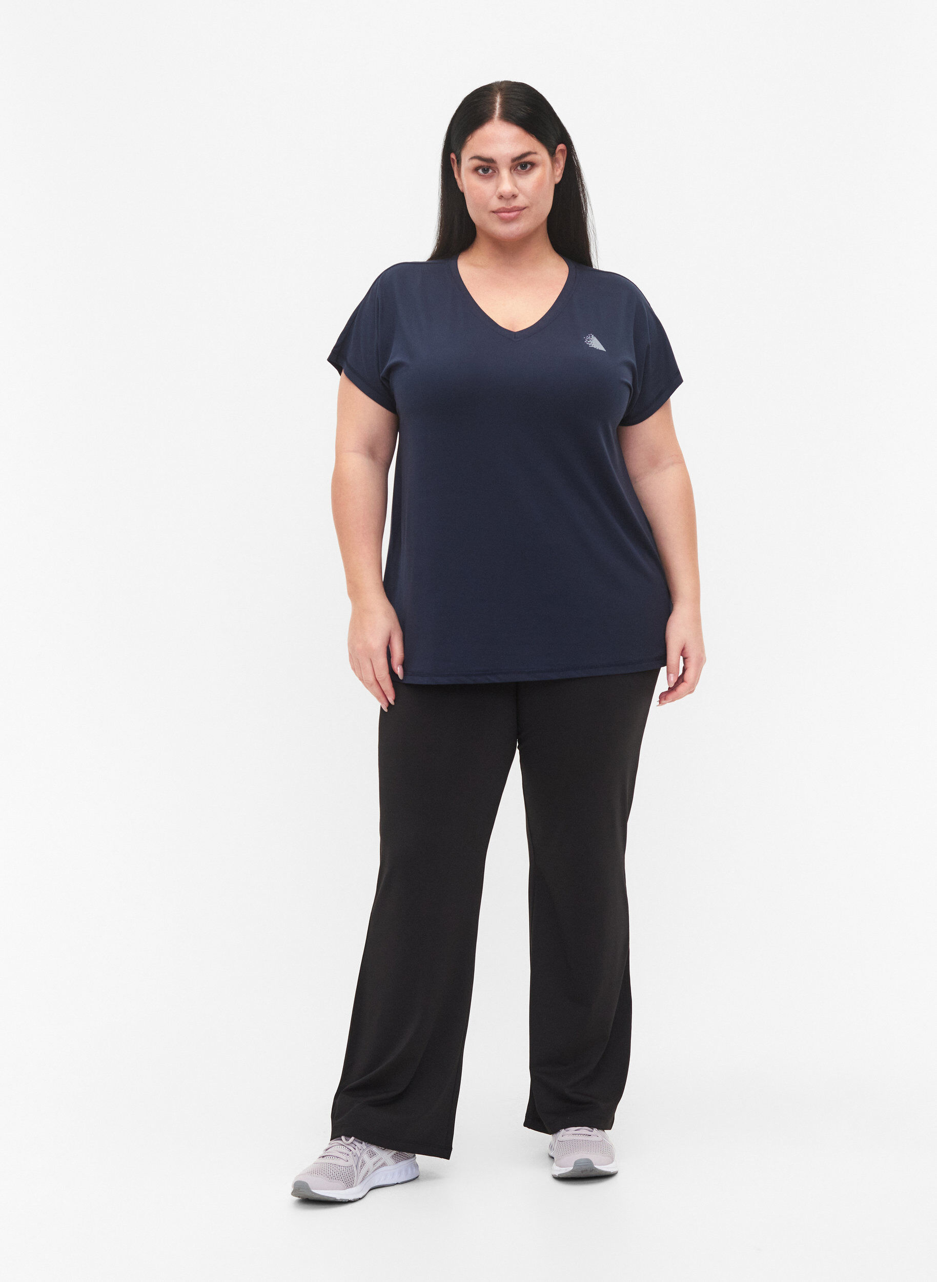 Zizzi V&auml;lj&auml; treenipaita, jossa on V-p&auml;&auml;ntie, Sininen, Model image number 1