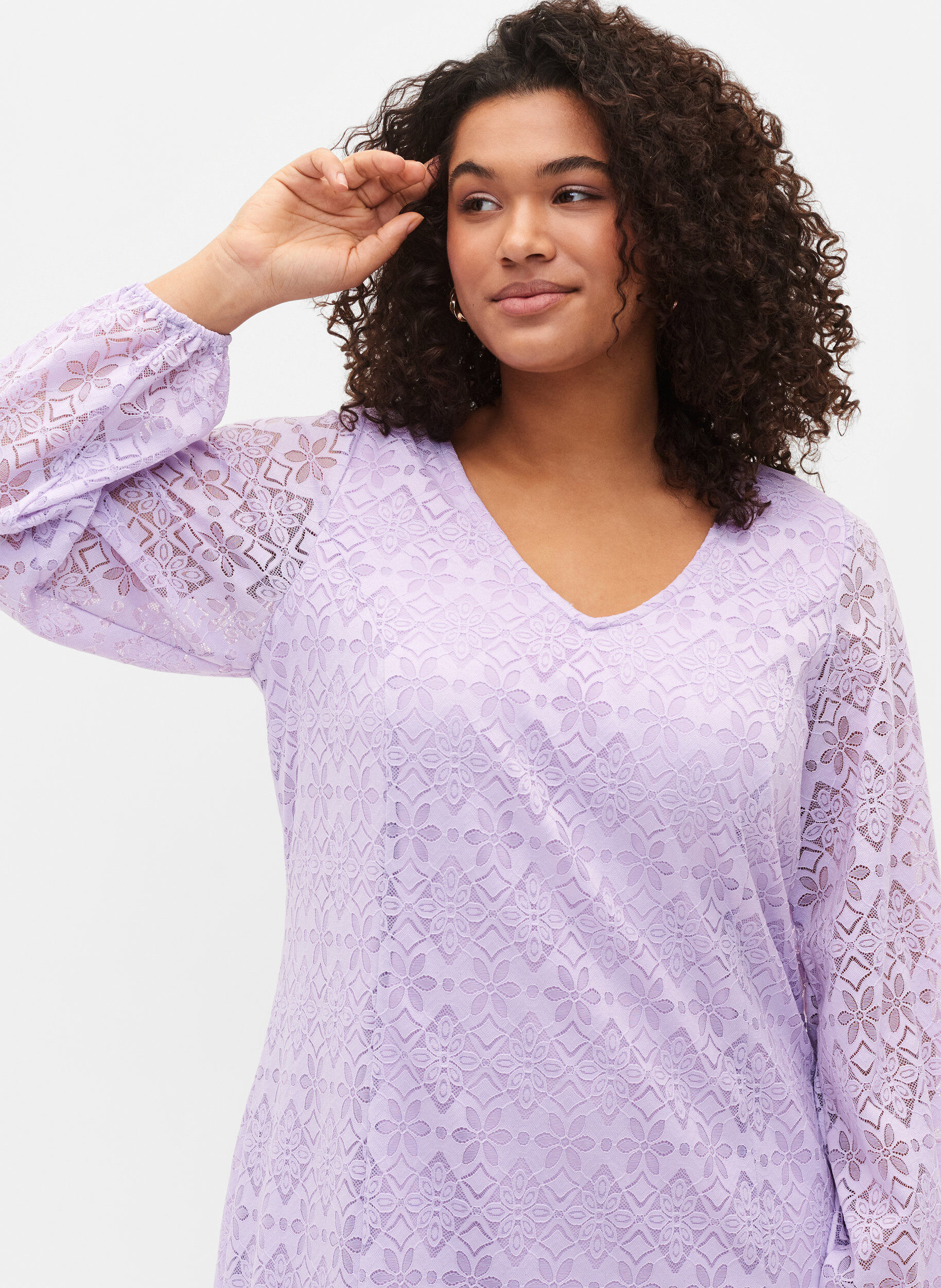 ZizziPitk&auml;hihainen pitsimekko v-p&auml;&auml;ntiell&auml;, Pastel Lilac, Model image number 2
