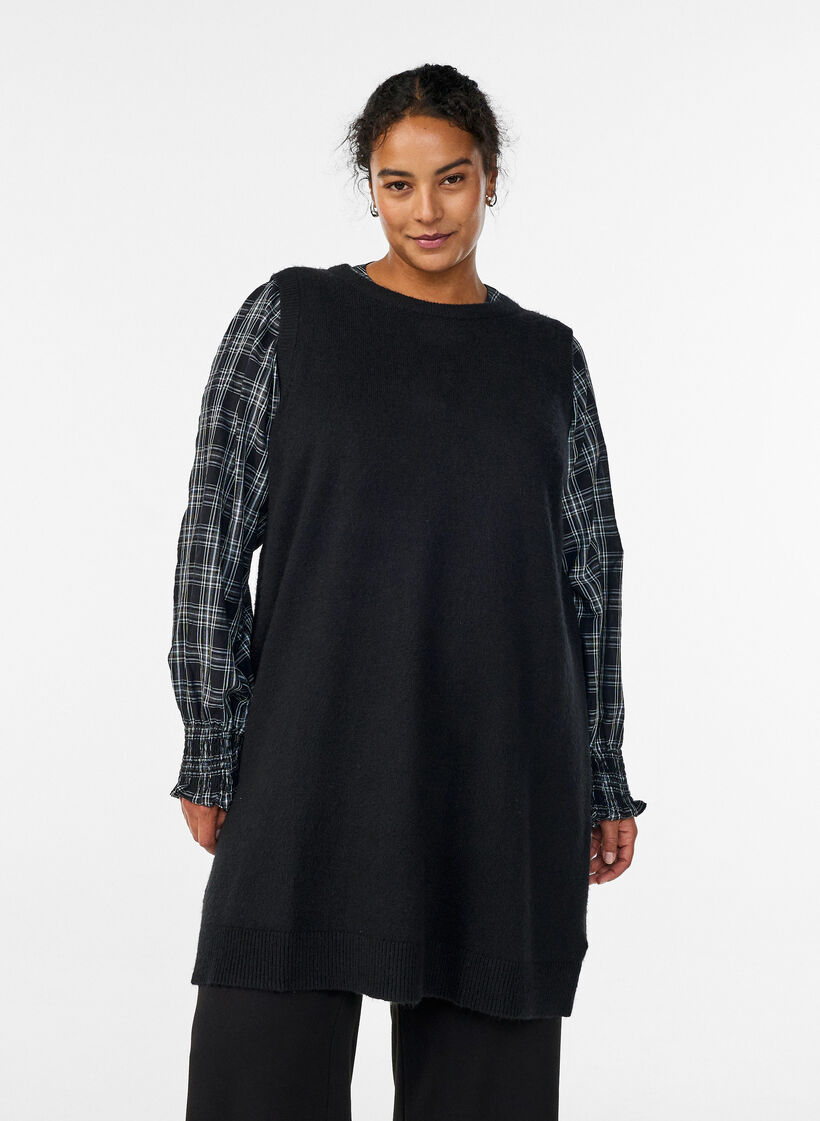Lyhyt hihaton neulemekko, Musta, Model image number 0