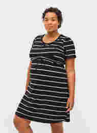 Raidallinen äitiysmekko viskoosia, Black Grey Stripe, Model