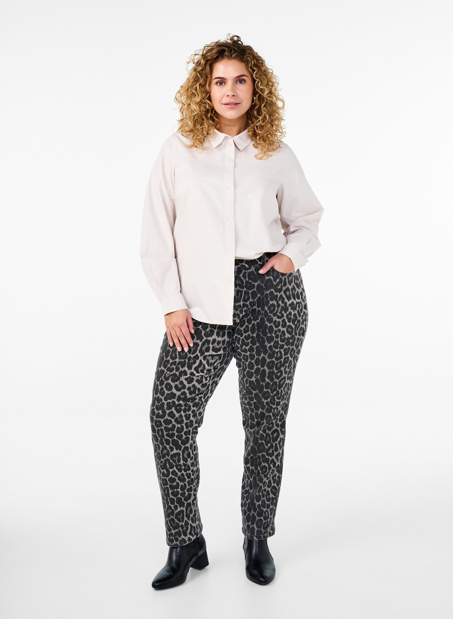 Zizzi Pitk&auml;hihainen puuvillapaita, Beige, Model image number 1