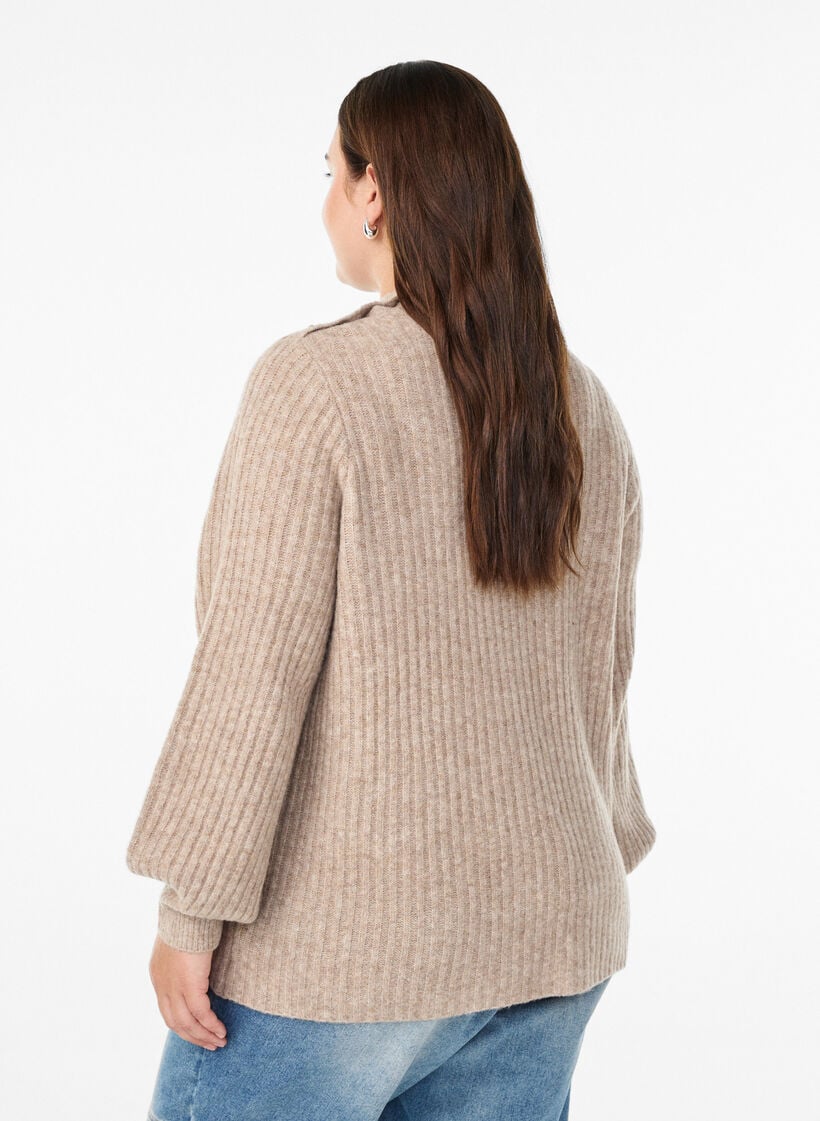 Ribattu neulepusero puff-hihoilla ja napeilla, Beige, Model image number 2