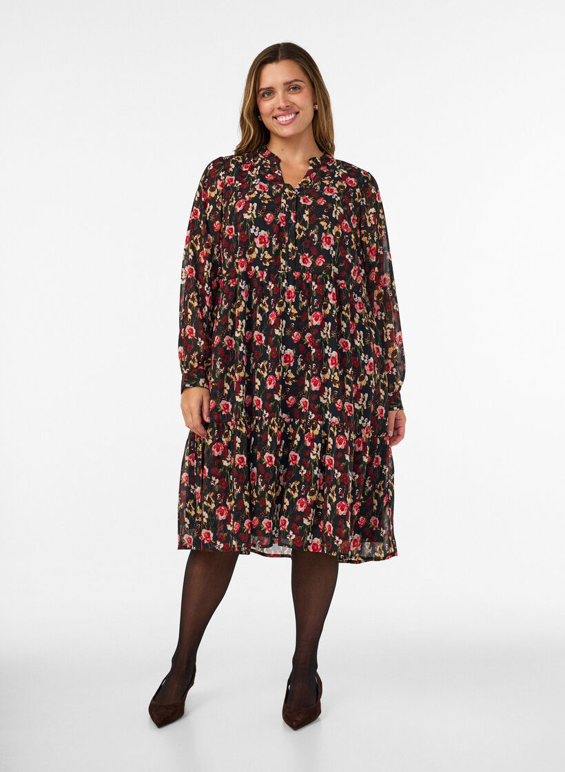 Mekko kokoprintill&auml; ja r&ouml;yhel&ouml;kerroksella, Musta, Model image number 0