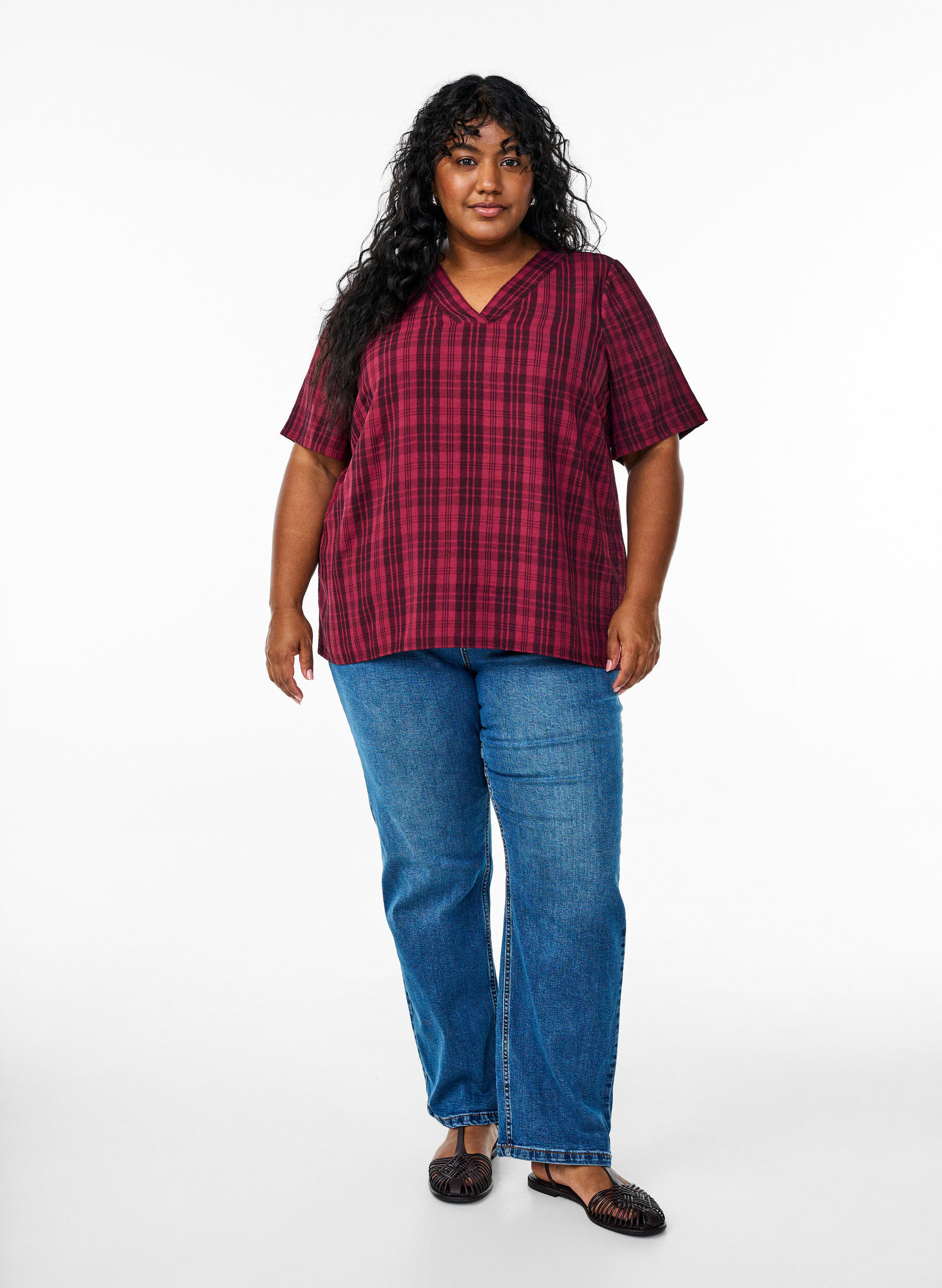 Zizzi Pusero, jolla on ruutukuvio ja V-p&auml;&auml;ntie, Tumma Bordeaux, Model image number 1