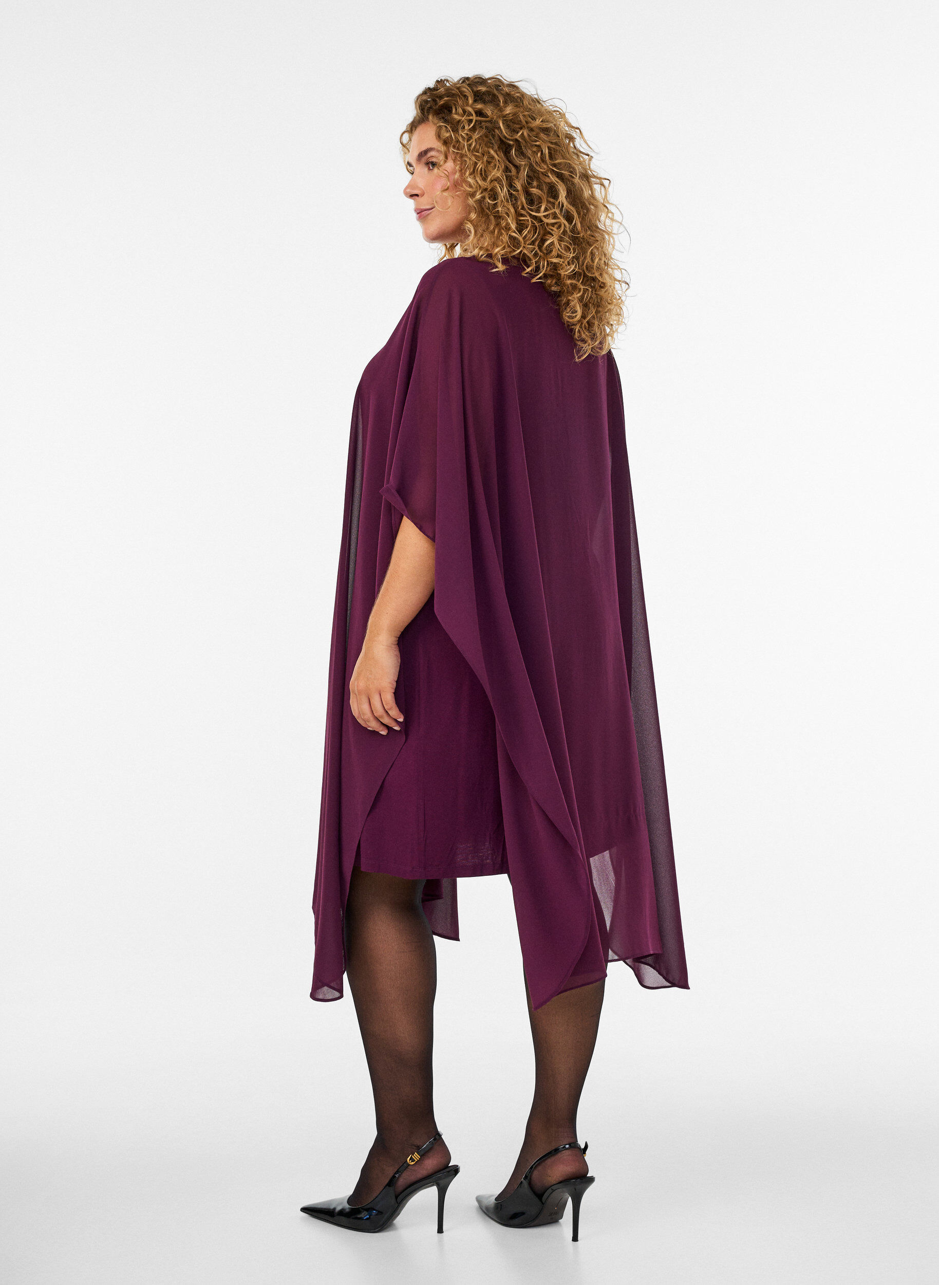 ZizziLyhyt sifonkimekko V-p&auml;&auml;ntiell&auml;, Violetti, Model image number 1
