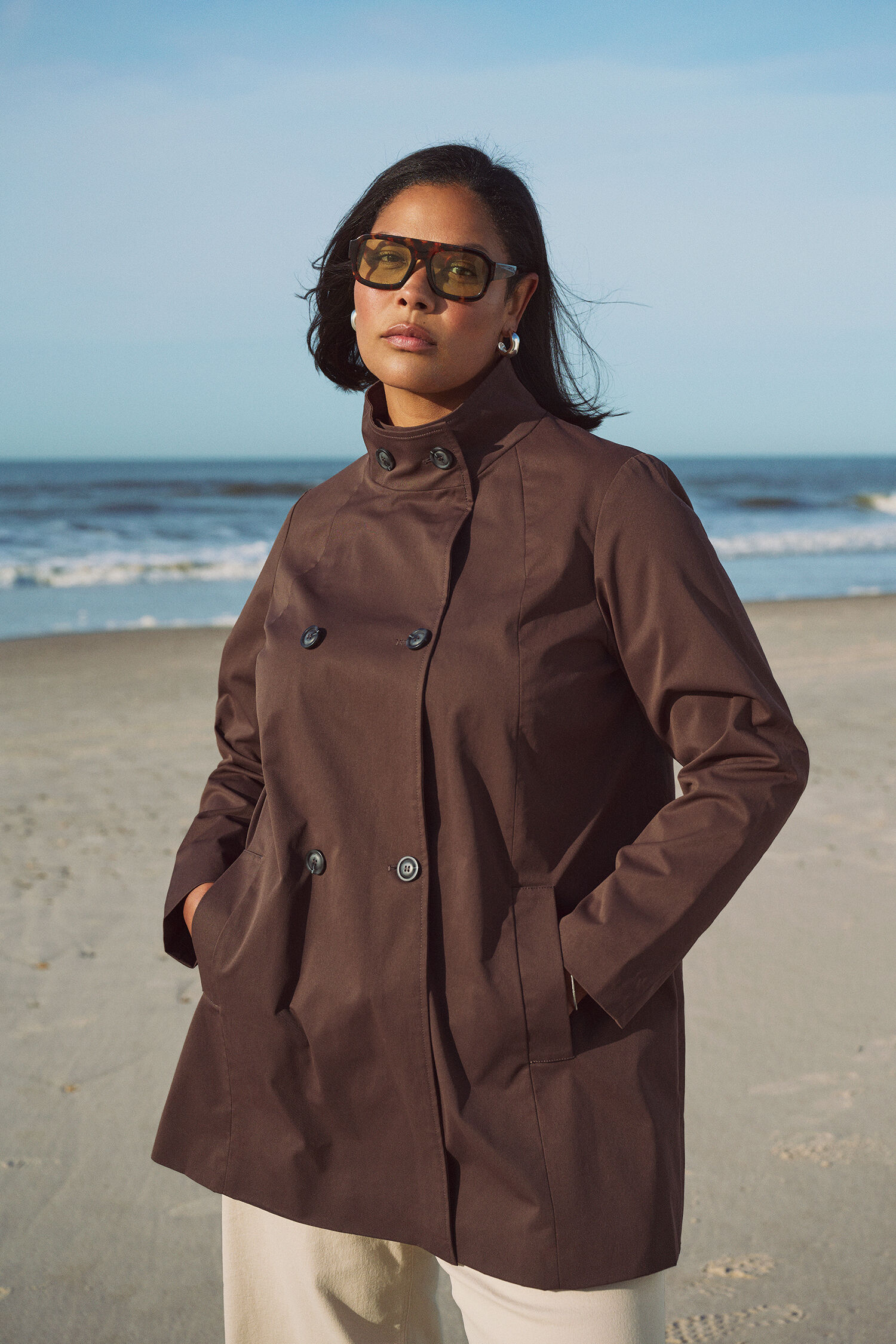 Zizzi Vett&auml; hylkiv&auml; kev&auml;t takki ruskea, , Model