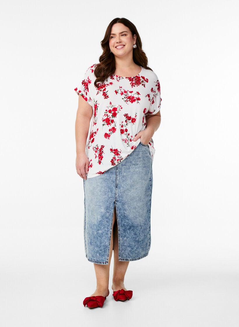 T-paita kukkakuvioinnilla, Punainen, Model image number 1