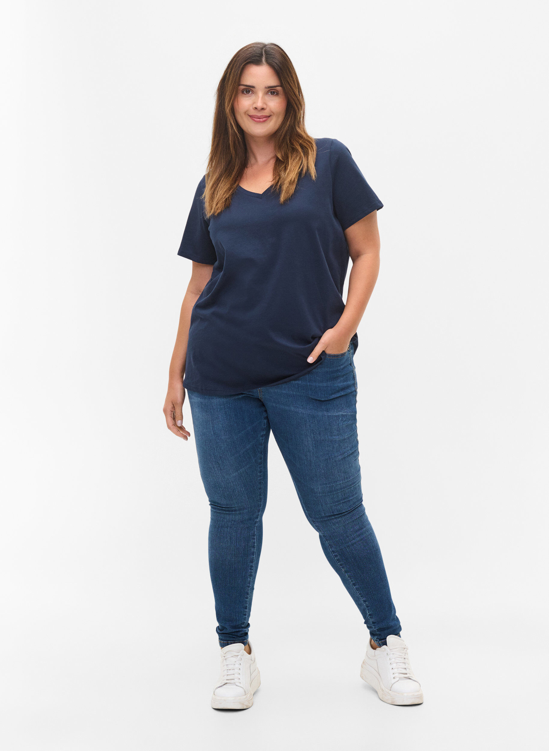 Zizzi 2 perus t-paitaa puuvillasta, Navy B/B White, Model image number 2