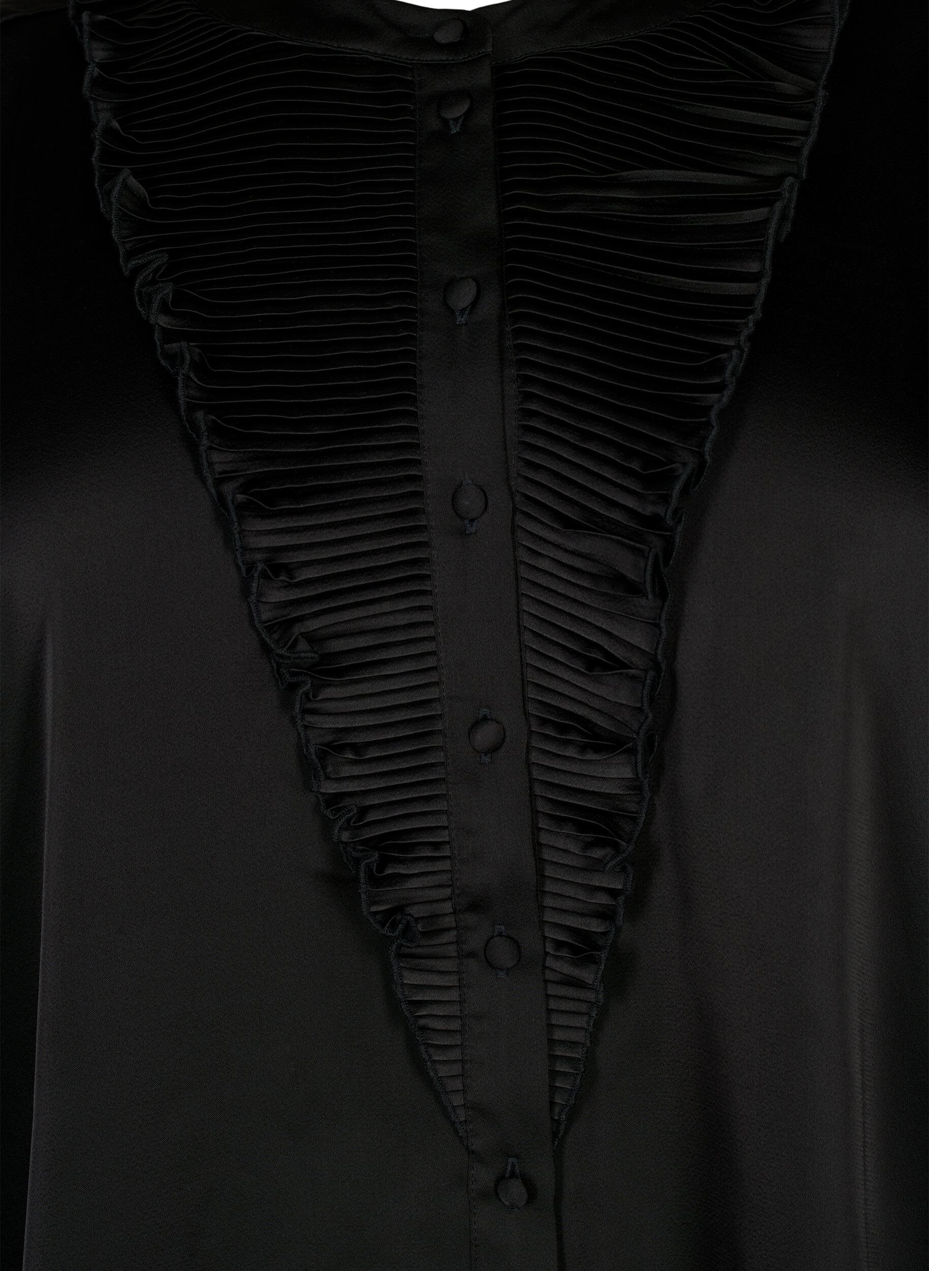 Zizzi Satiininen paitapusero r&ouml;yhel&ouml;yksityiskohdilla, Black, Packshot image number 2