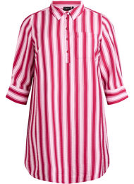 Lyhyt mekko kauluksella ja rintataskulla, Vaaleanpunainen