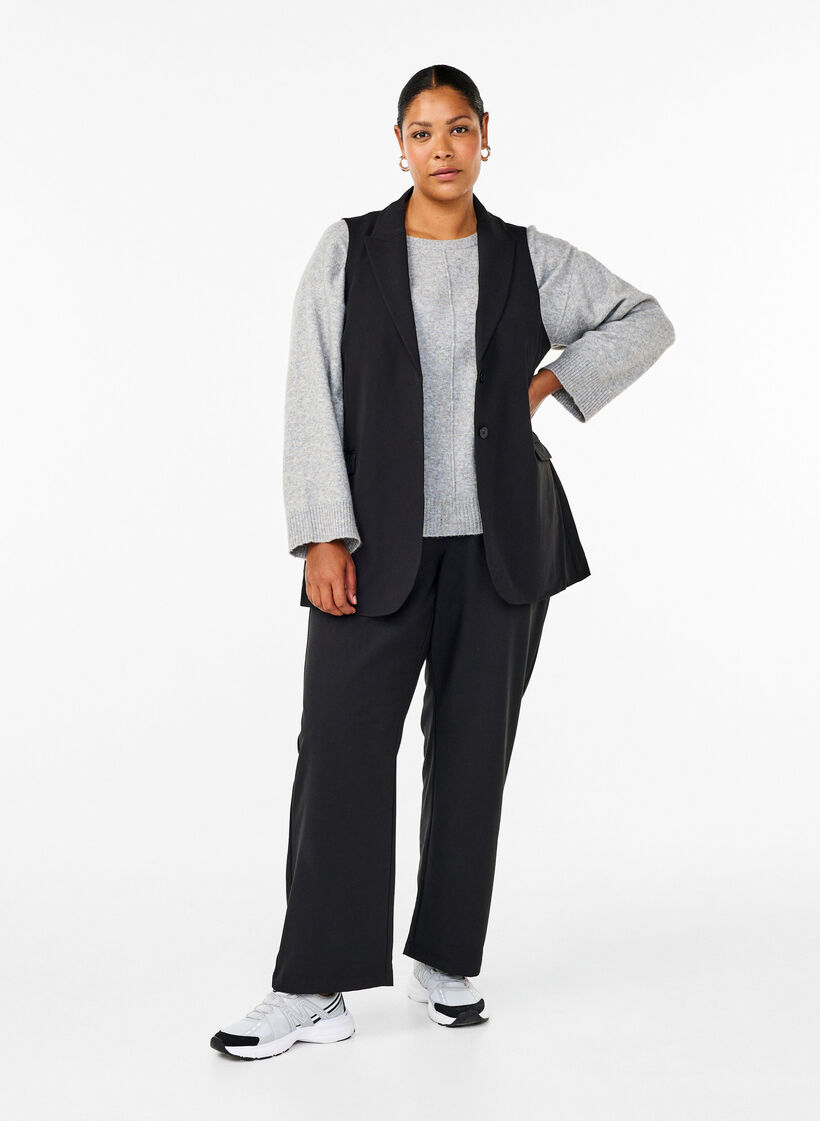 Liivi kauluksella ja taskuilla, Black, Model image number 2