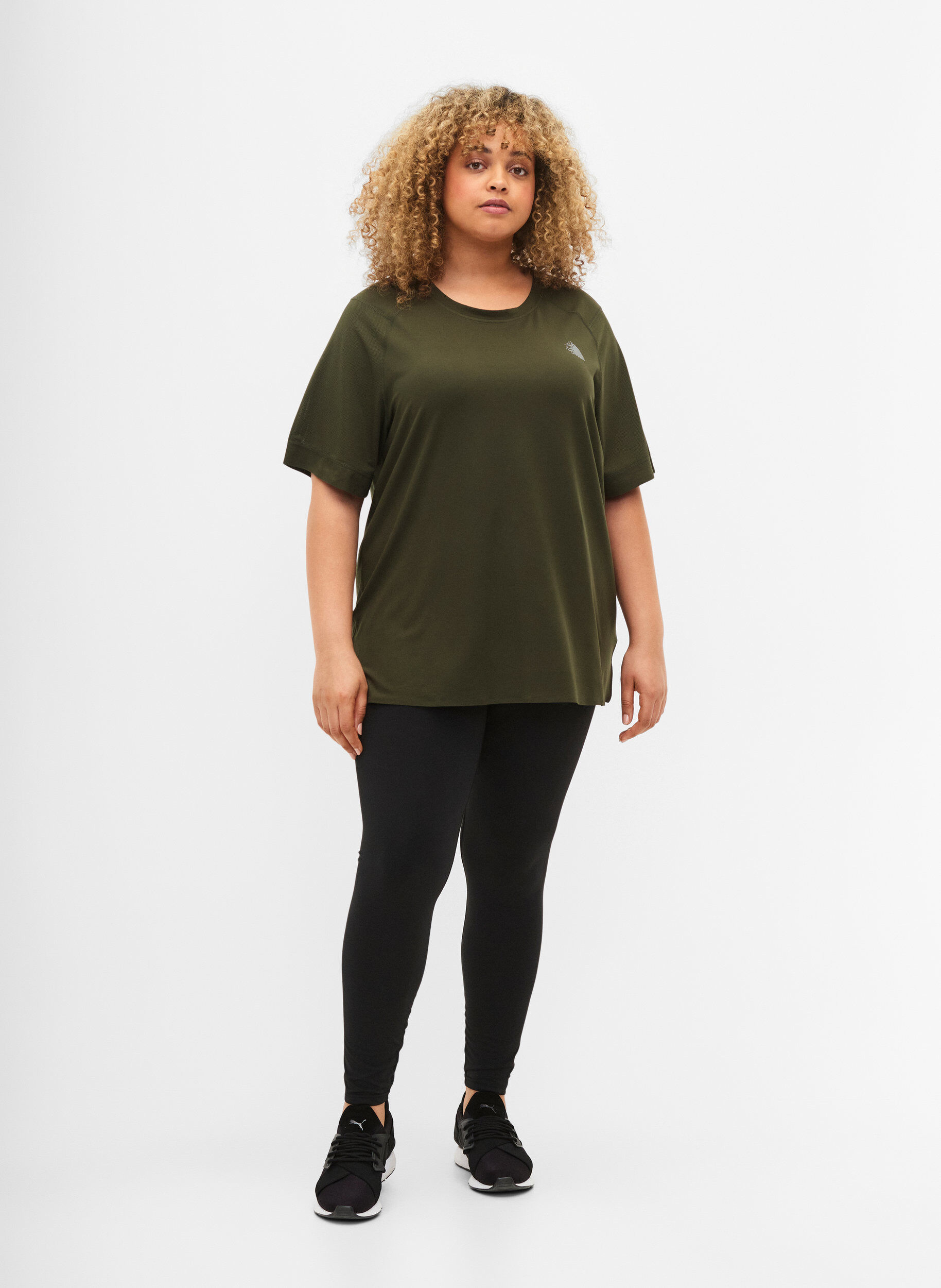 Zizzi Lyhythihainen t-paita treeniin py&ouml;re&auml;ll&auml; p&auml;&auml;ntiell&auml;, Forest Night, Model image number 2