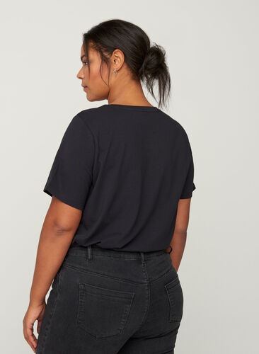 Puuvillainen t-paita niiteillä, Black , Model image number 1