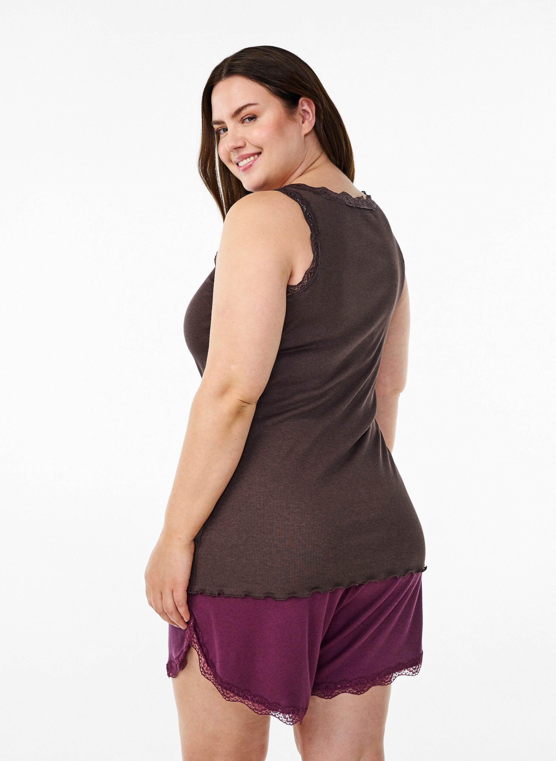 ZizziToppi pitsireunalla, Ruskea, Model image number 2