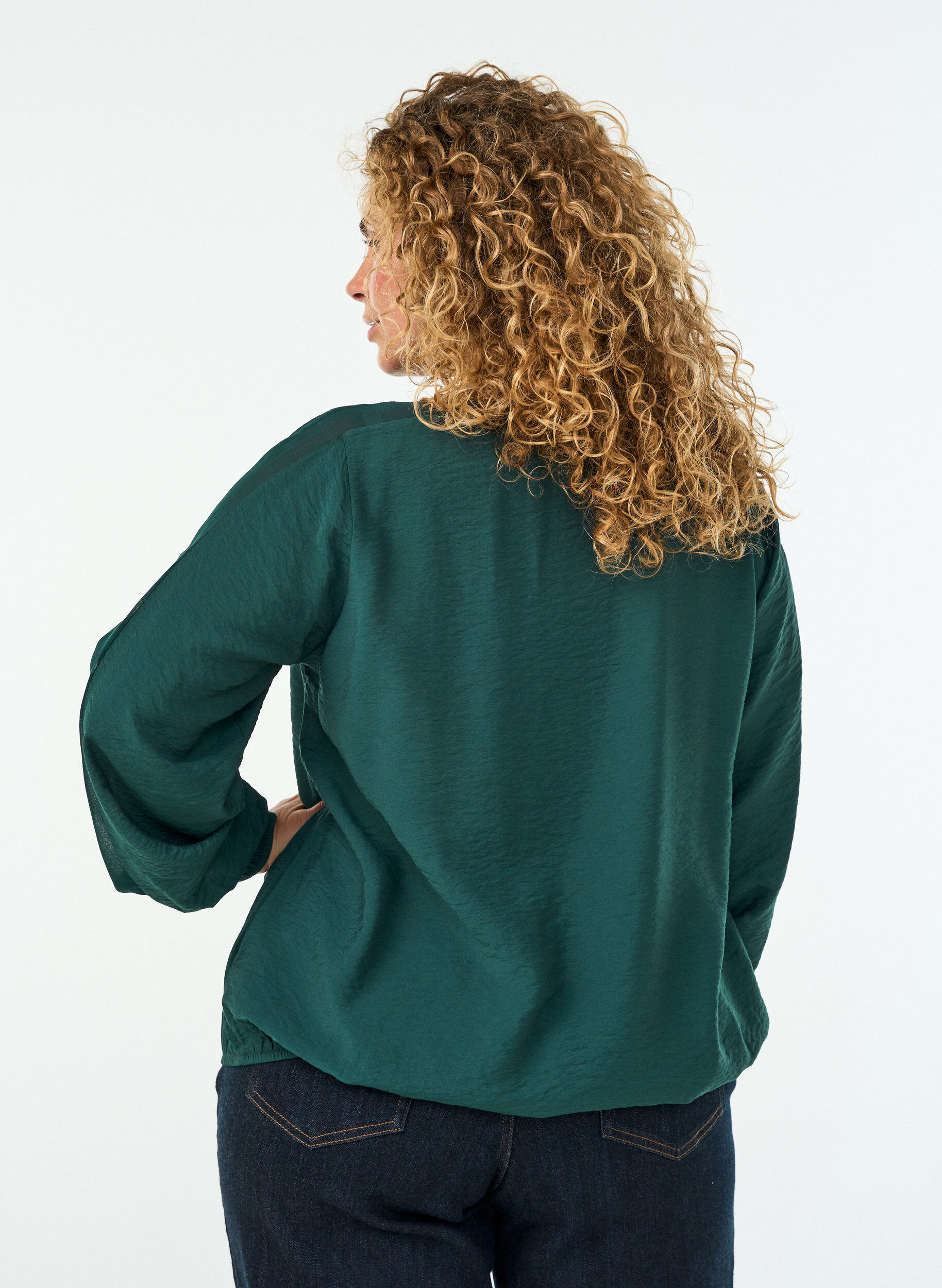 ZizziPusero pallohihoilla ja sifonkiyksityiskohdilla, Vihre&auml;, Model image number 2