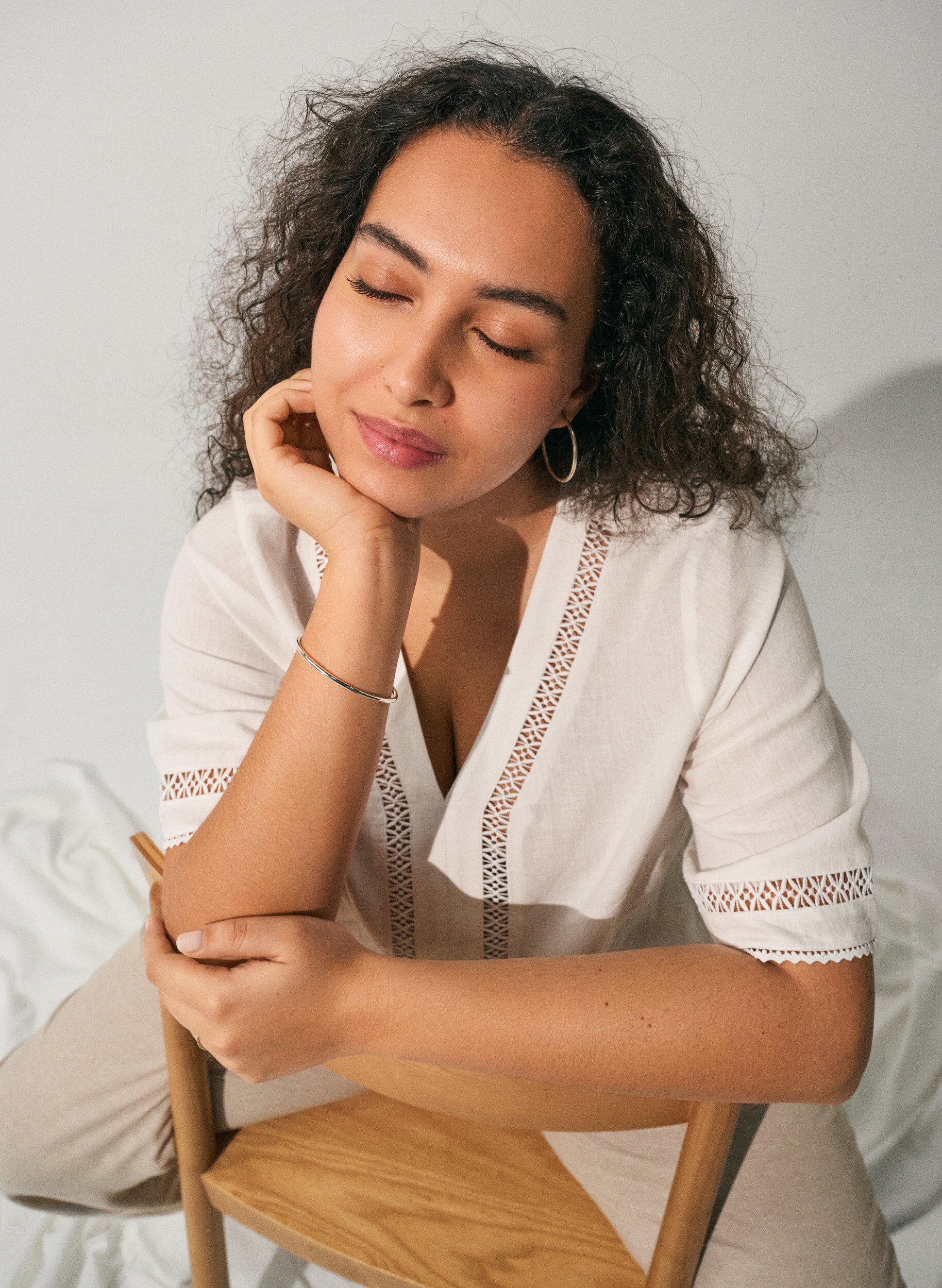 Zizzi Pellava- ja viskoosipusero virkatuilla yksityiskohdilla, Valkoinen, Image image number 0