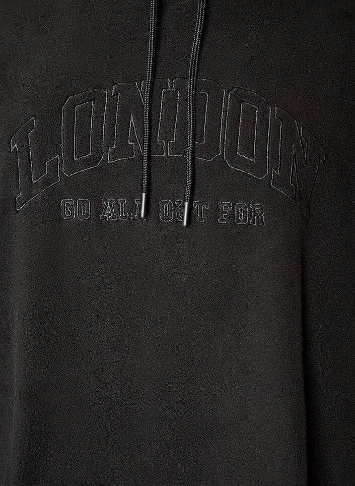 Fleece-huppari korkealla kauluksella ja brodeeratulla tekstill&auml;, Musta, Packshot image number 2