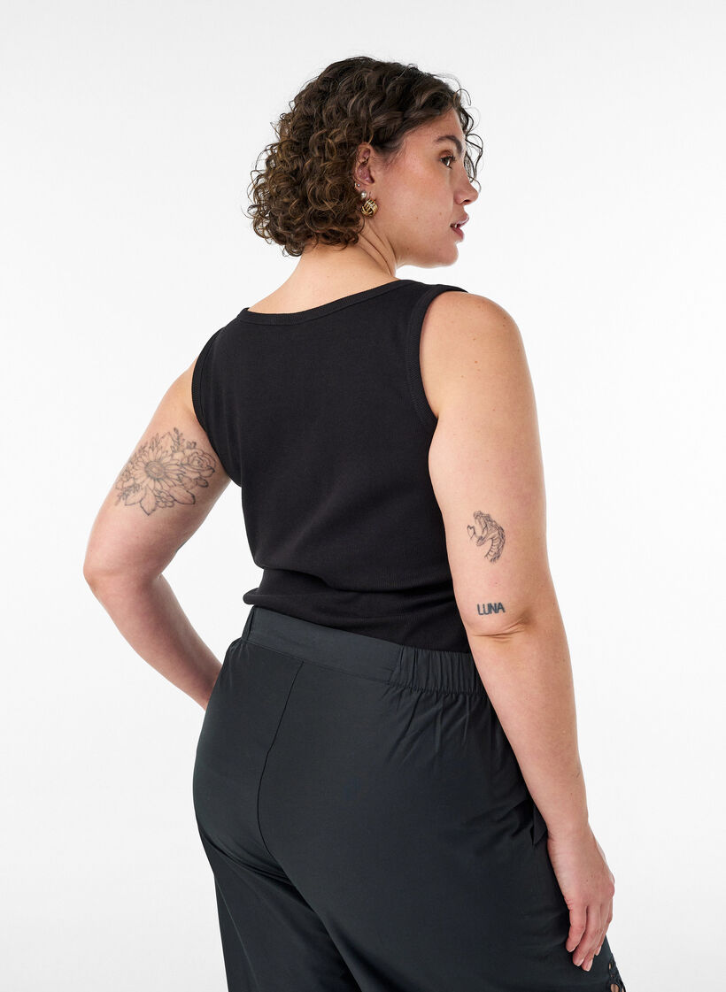 Tyk&ouml;istuva kuvioitu yl&auml;osa, Musta, Model image number 2