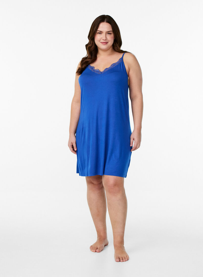 Pitsireunainen viskoosiyöpaita, Sininen, Model image number 1