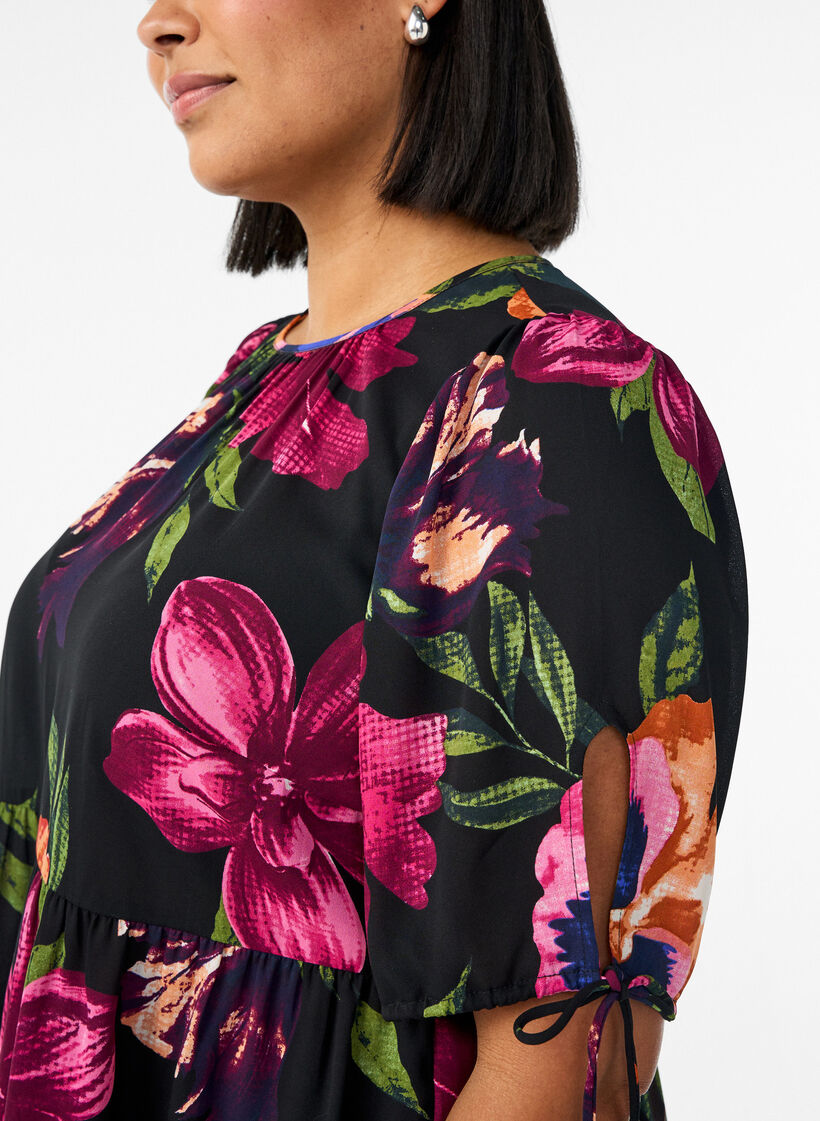 Kukkakuvioitu pusero ja peplum-malli, Musta, Model image number 3