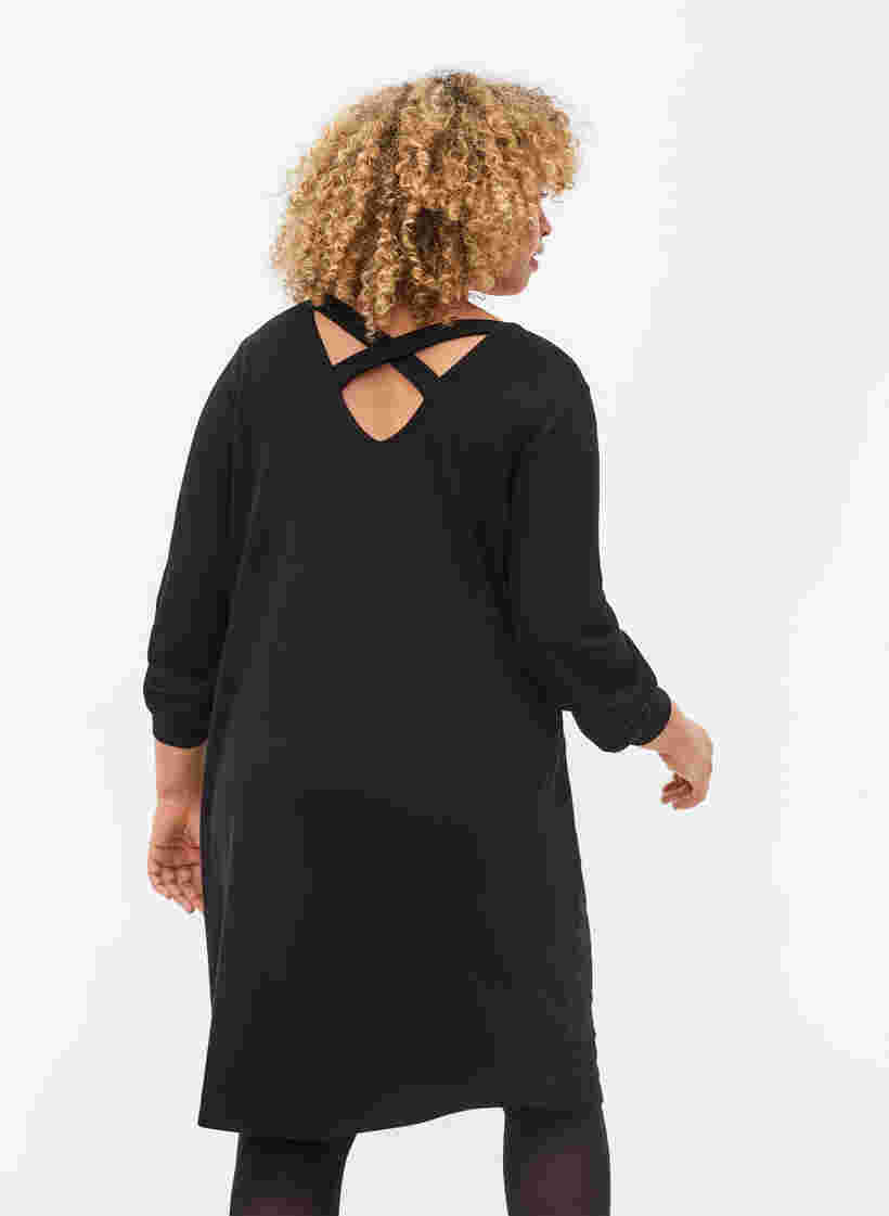 Pitkähihainen mekko selkäyksityiskohdilla, Black, Model image number 1