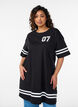 Lyhyt T-paitamekko sporttisilla yksityiskohdilla, Musta, Model image number 0