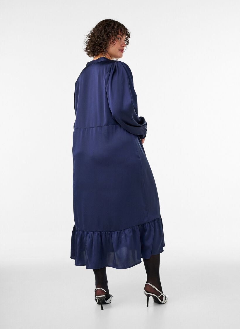 Satiinimekko pitkill&auml; hihoilla ja V-p&auml;&auml;ntiell&auml;, Sininen, Model image number 1