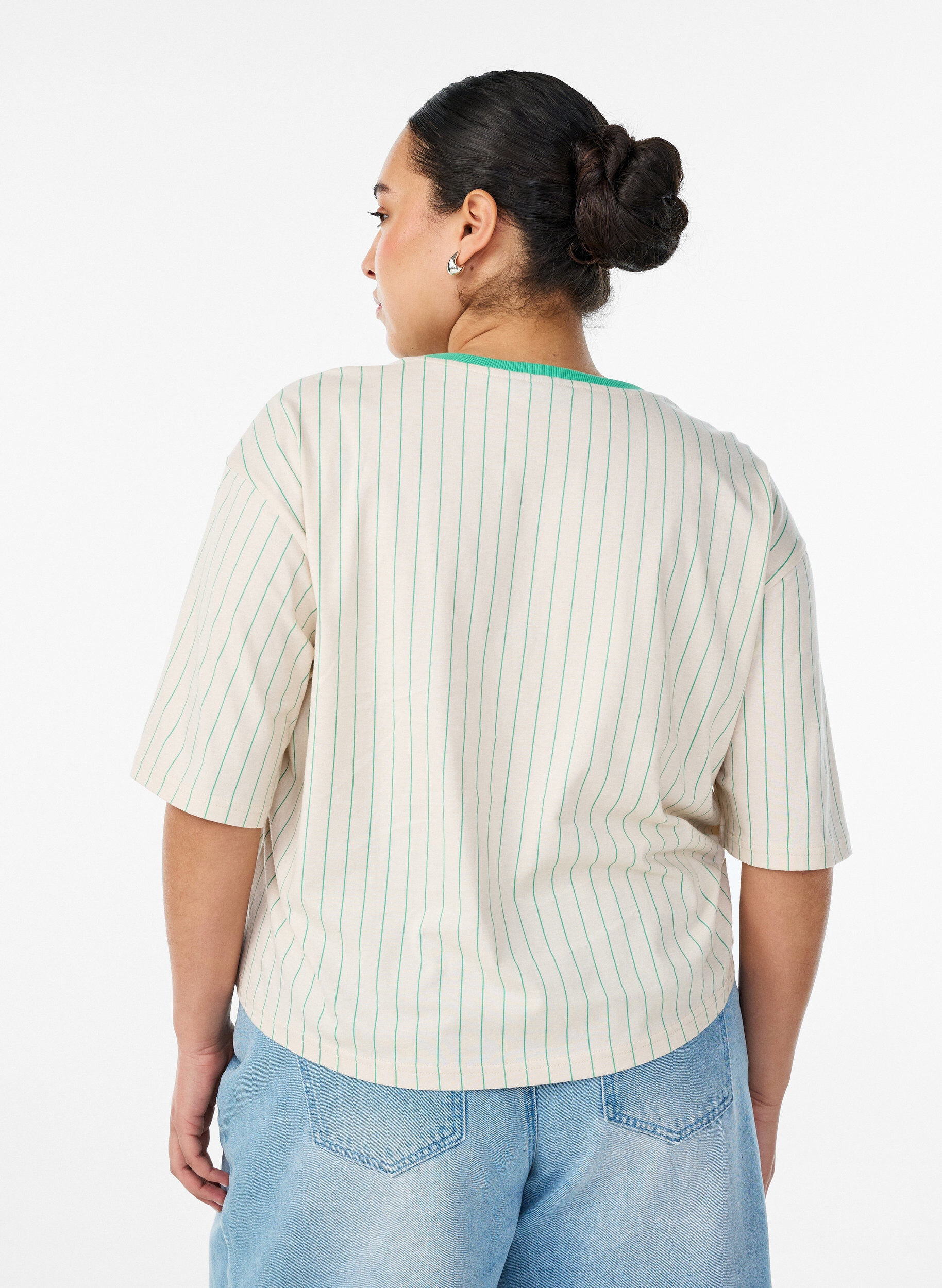 ZizziBoxy T-paita raidoilla ja statement-printill&auml;, Vanilja, Model image number 2