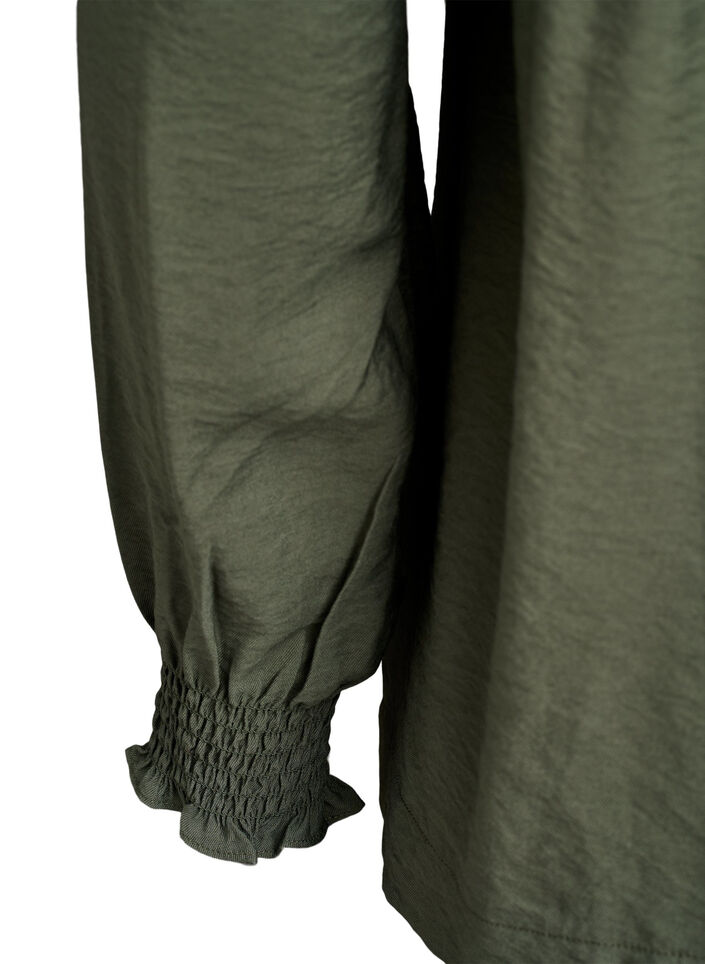 Viskoosipusero smock-yksityiskohdilla ja rypyill&auml;, Vihre&auml;, Packshot image number 3