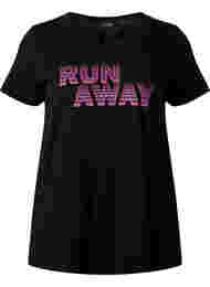 T-paita printillä treeniin , Black w. Run Away