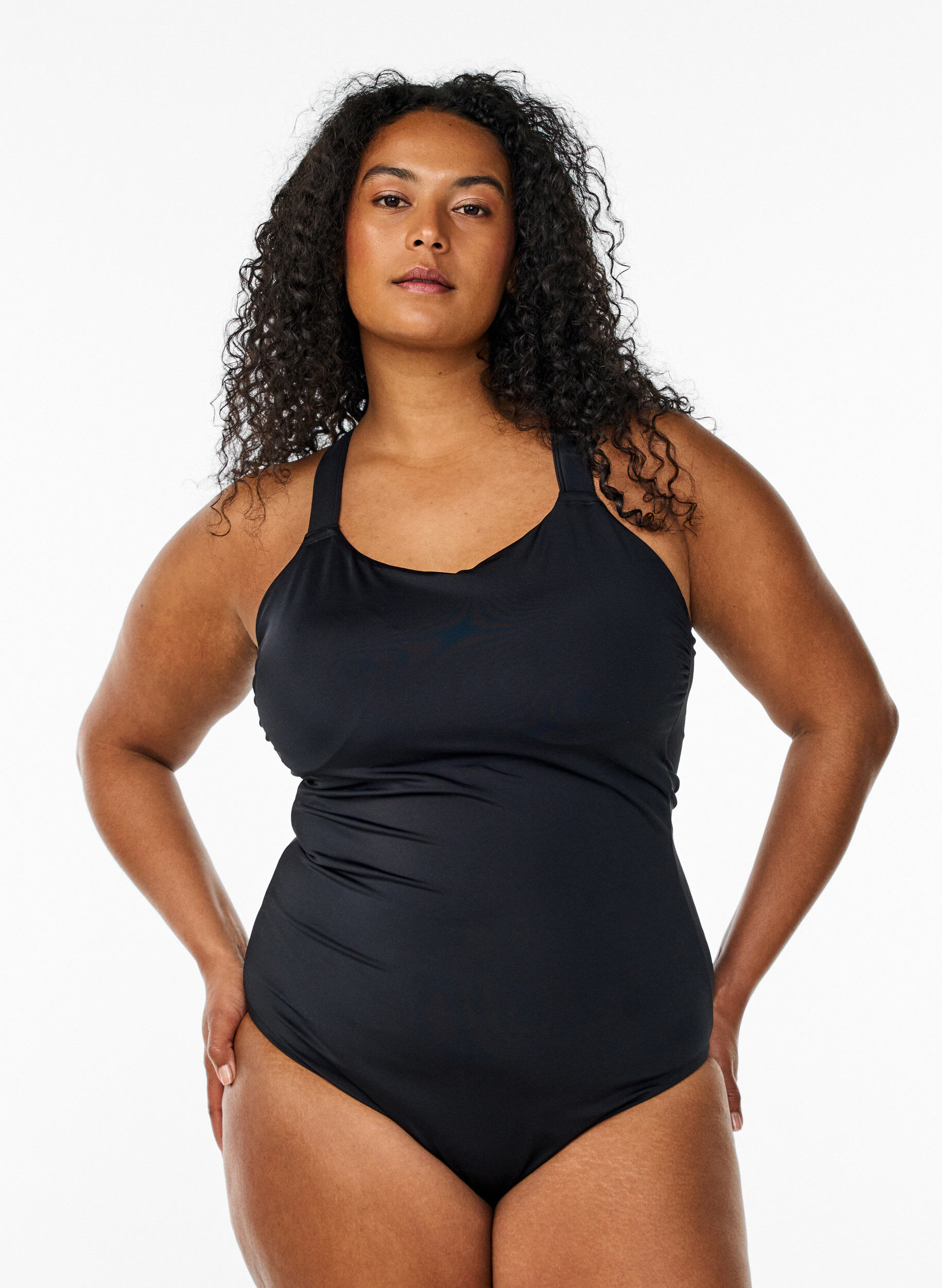 Uimapuku, jossa on ristikk&auml;iset olkaimet, Musta, Model