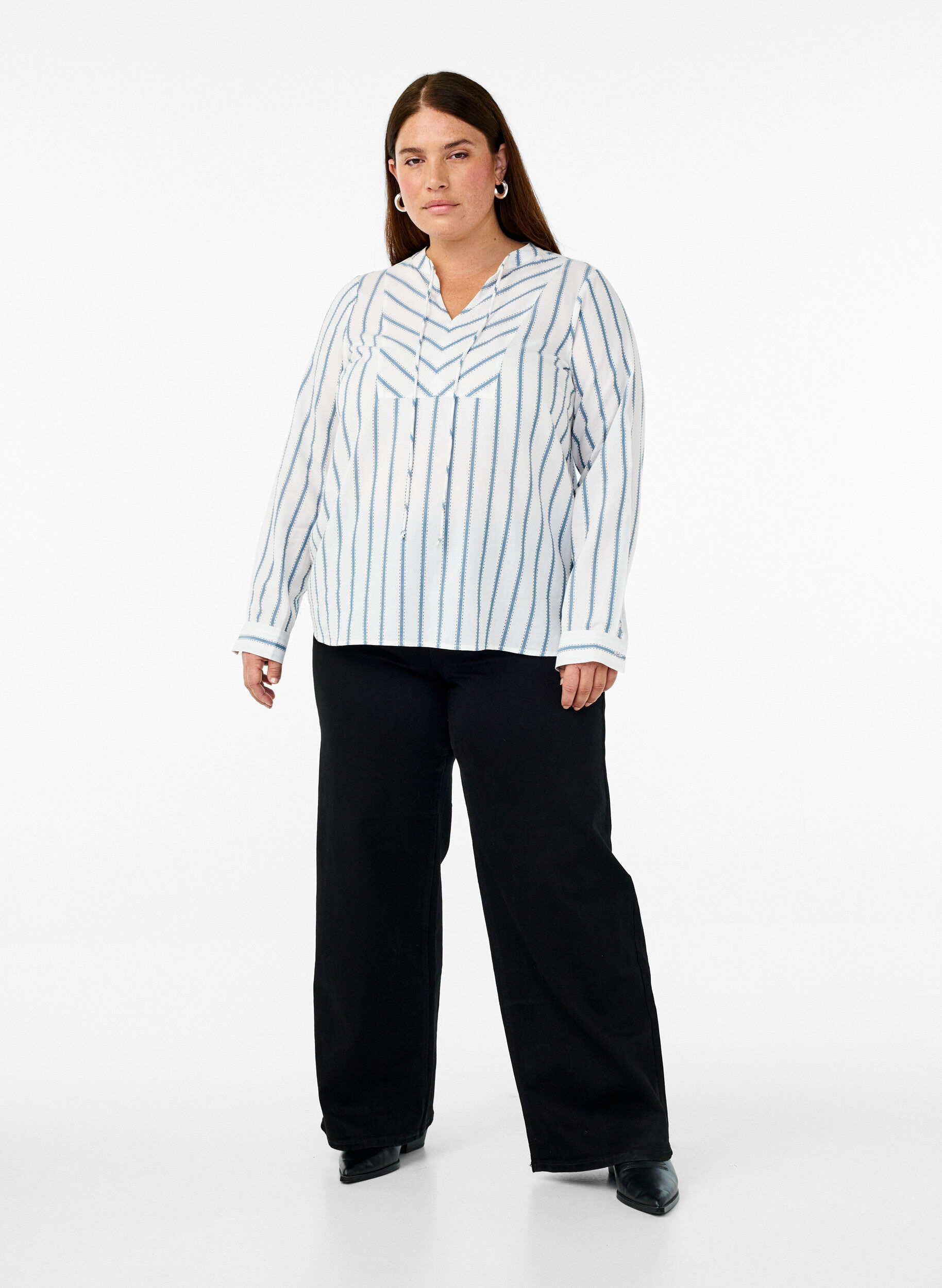 Zizzi Raidallinen pusero solmittavilla nauhoilla, Valkoinen, Model image number 1