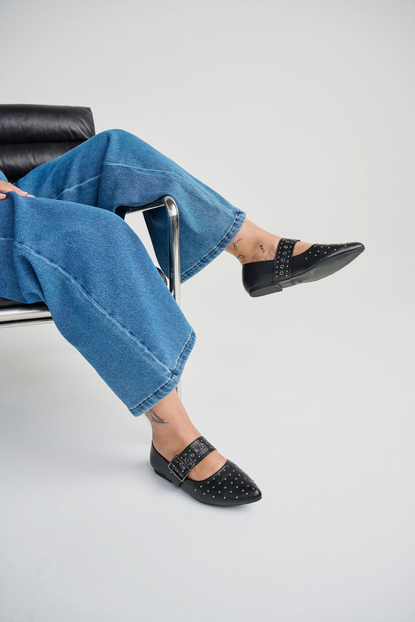 Zizzi Ballerina, jossa solki ja nastat, , Model