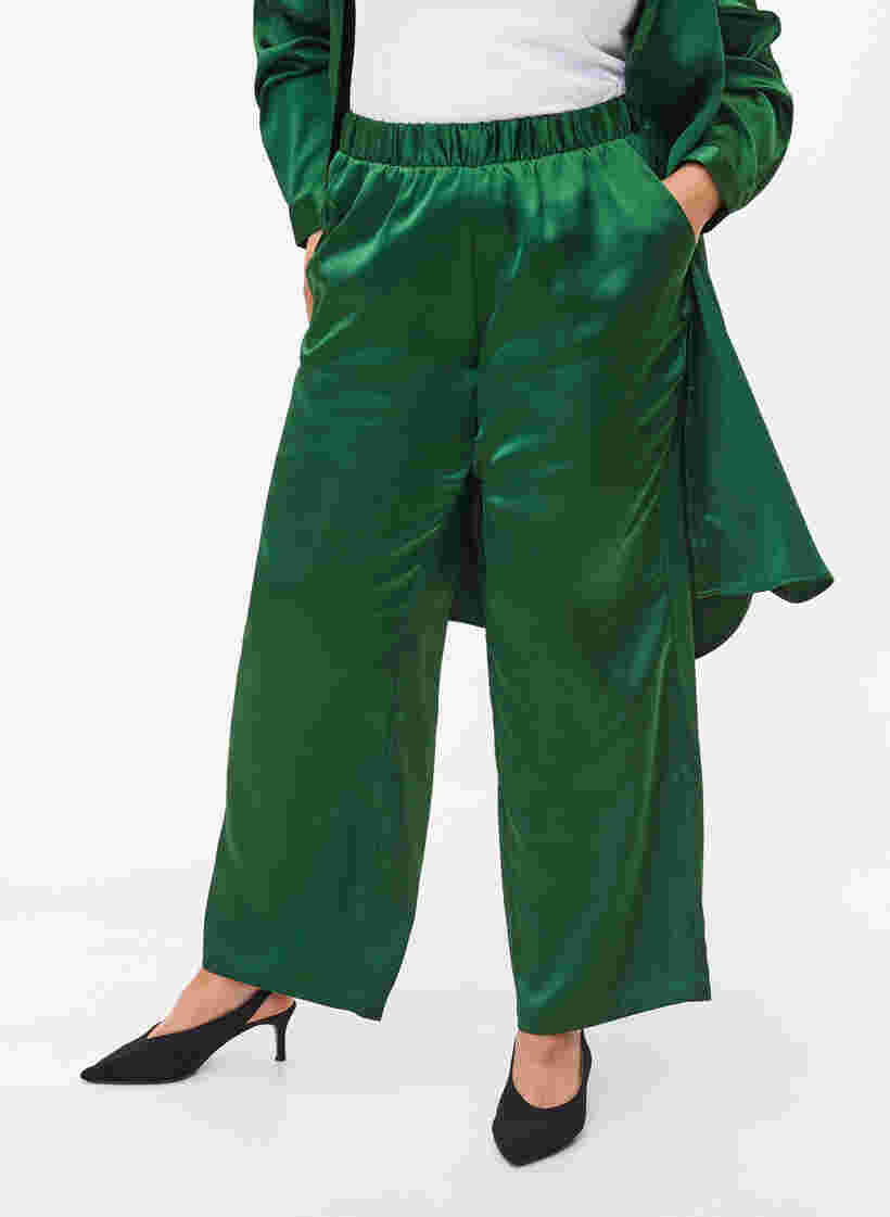 Väljät housut taskuilla ja joustoreunuksella, Formal Garden, Model image number 2