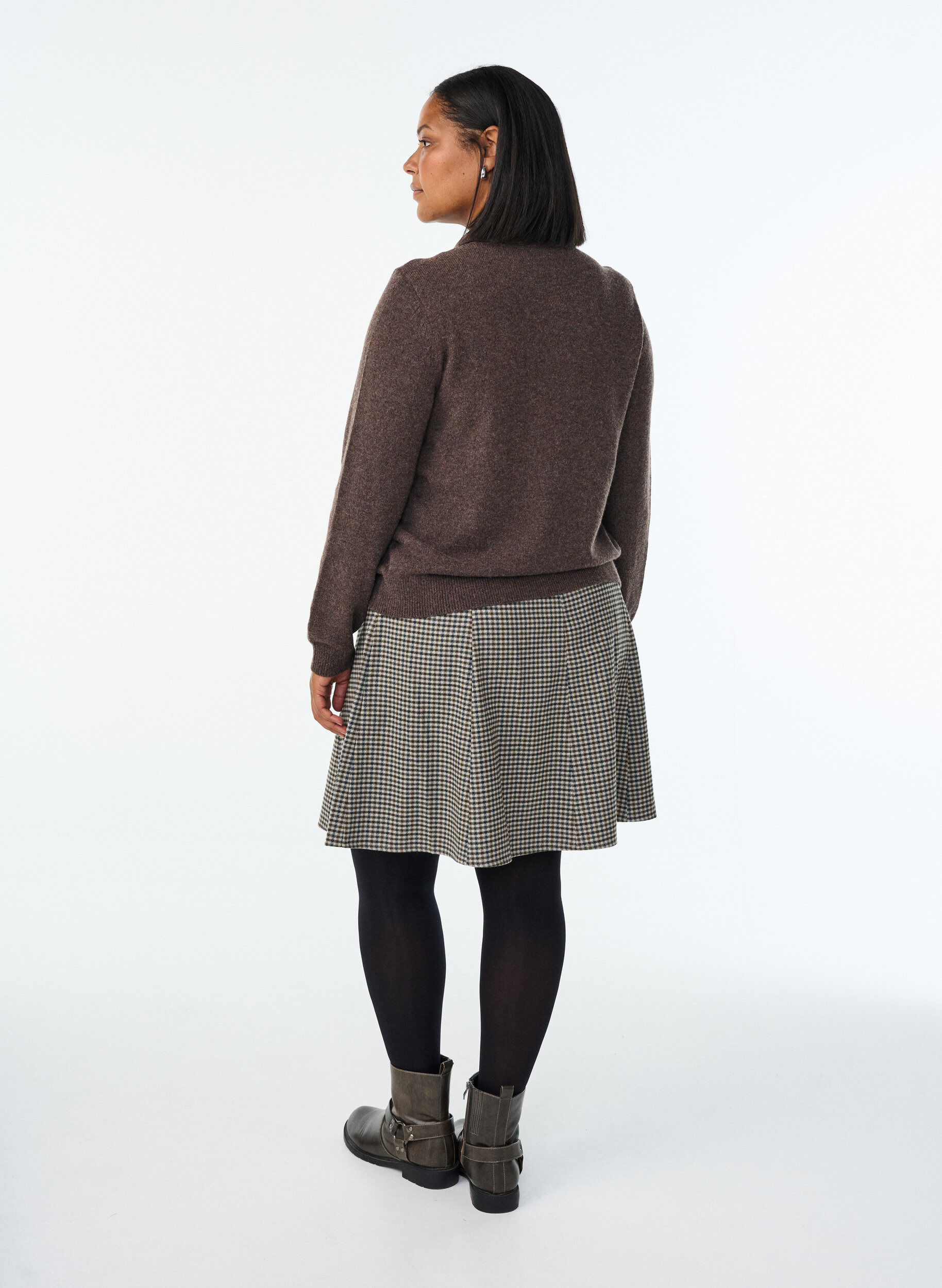 Zizzi Lyhyt A-linjainen hame, Ruskea, Model image number 2