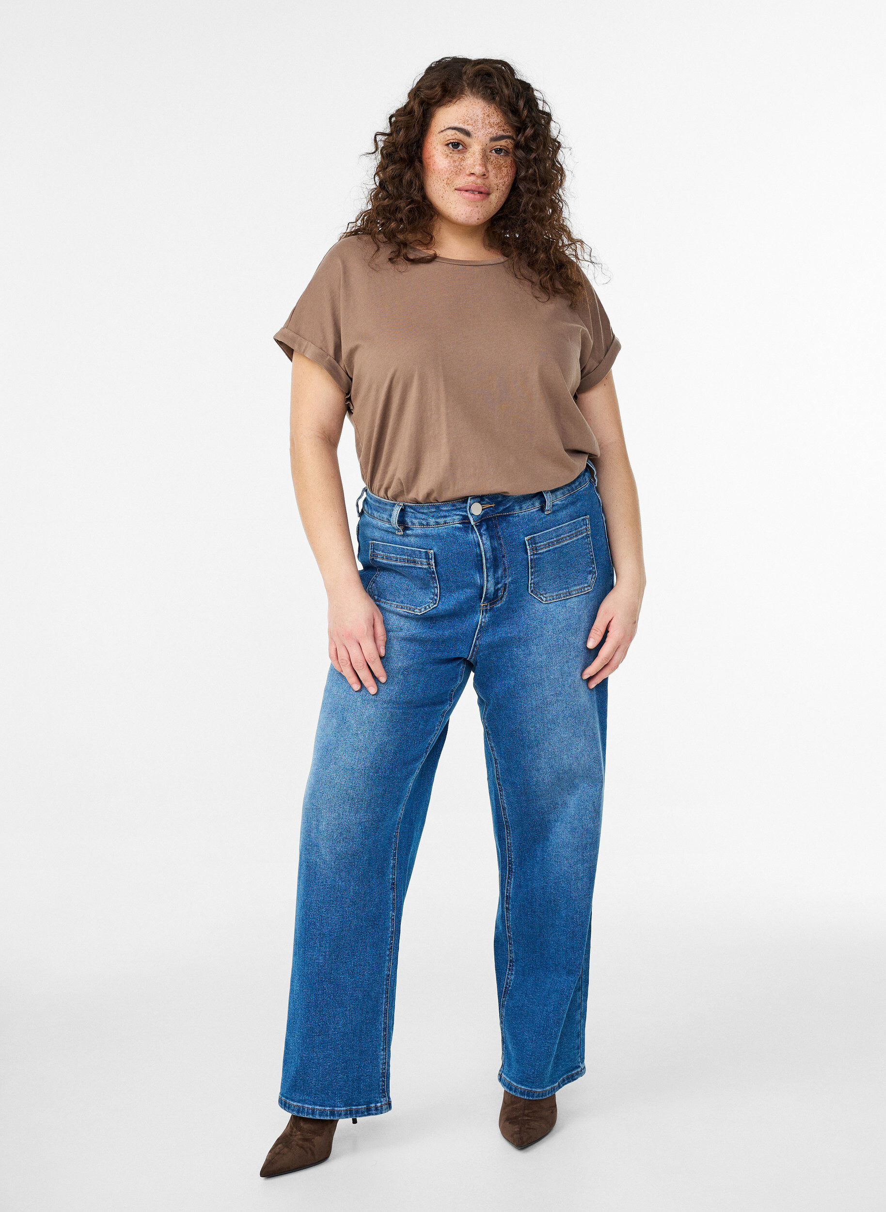 Zizzi Lyhythihainen t-paita puuvillasekoitteesta, Ruskea, Model image number 1