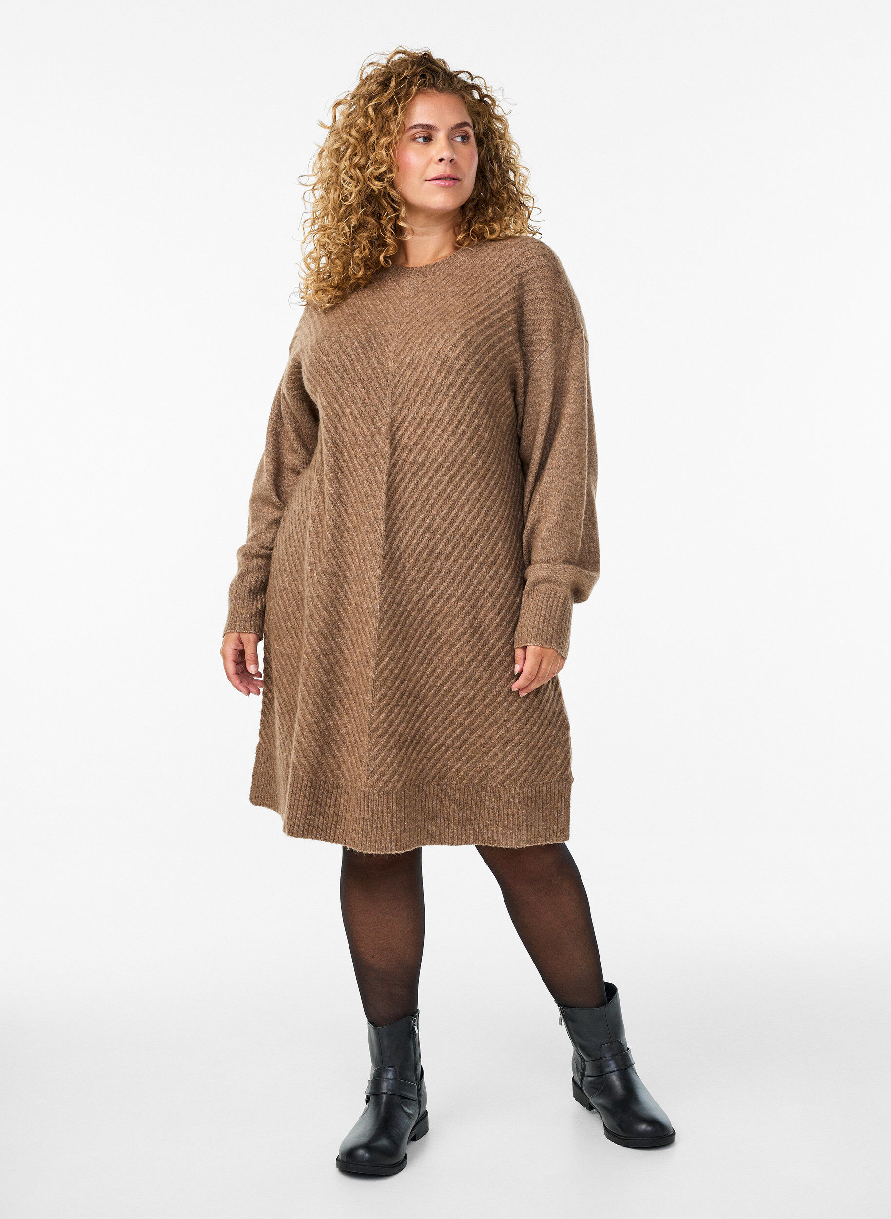 ZizziLyhyt neulemekko V-muotoisella tekstuurikuviolla, Ruskea, Model image number 1