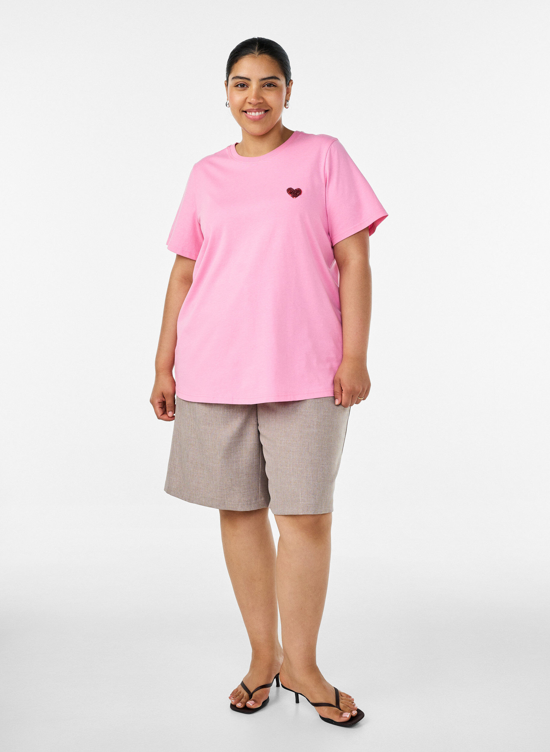 ZizziT-paita paljettisyd&auml;mell&auml; ja v&auml;rikk&auml;&auml;ll&auml; selk&auml;printill&auml;, Vaaleanpunainen, Model image number 1